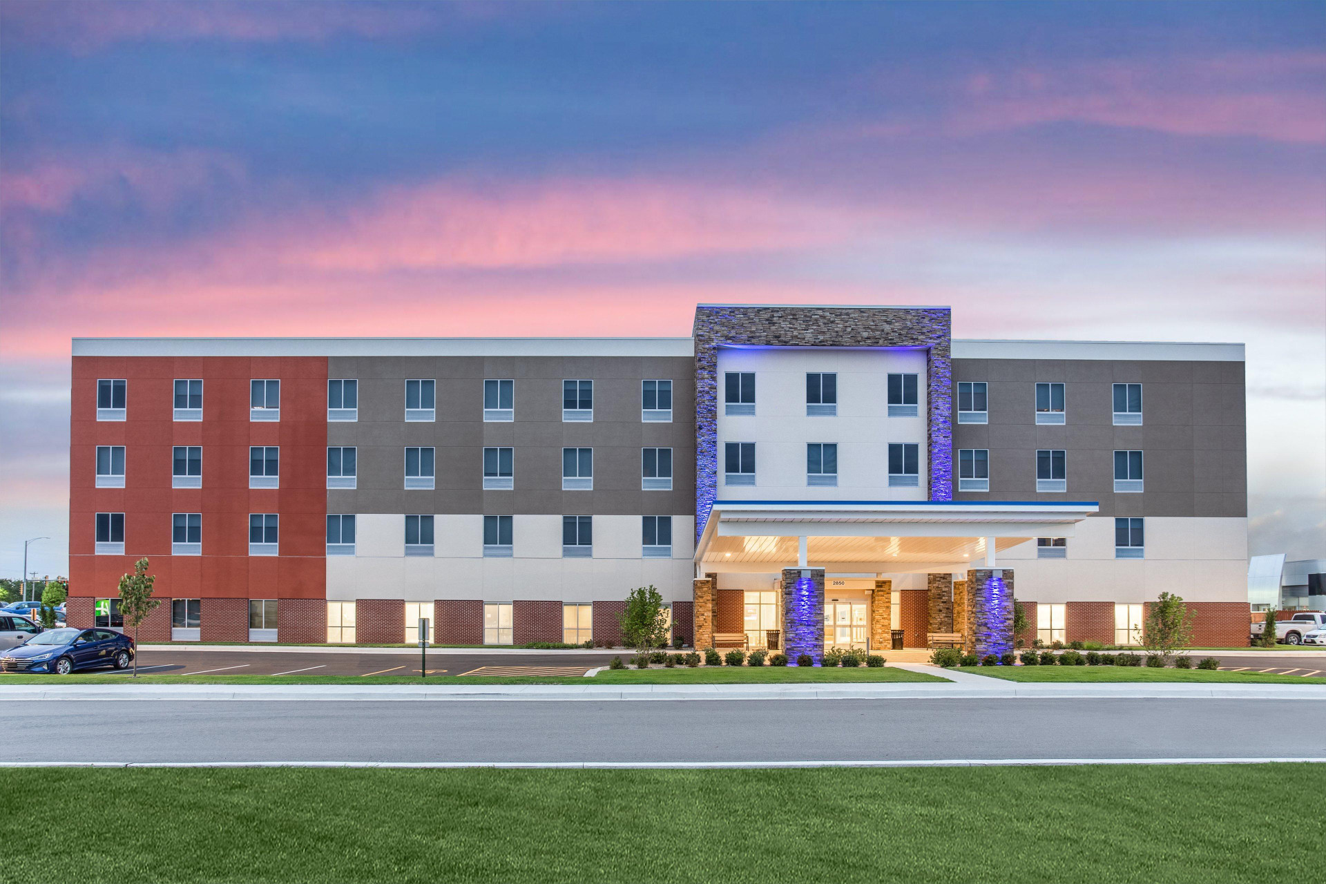 Vista Exterior Holiday Inn Express & Suites Ottawa by IHG