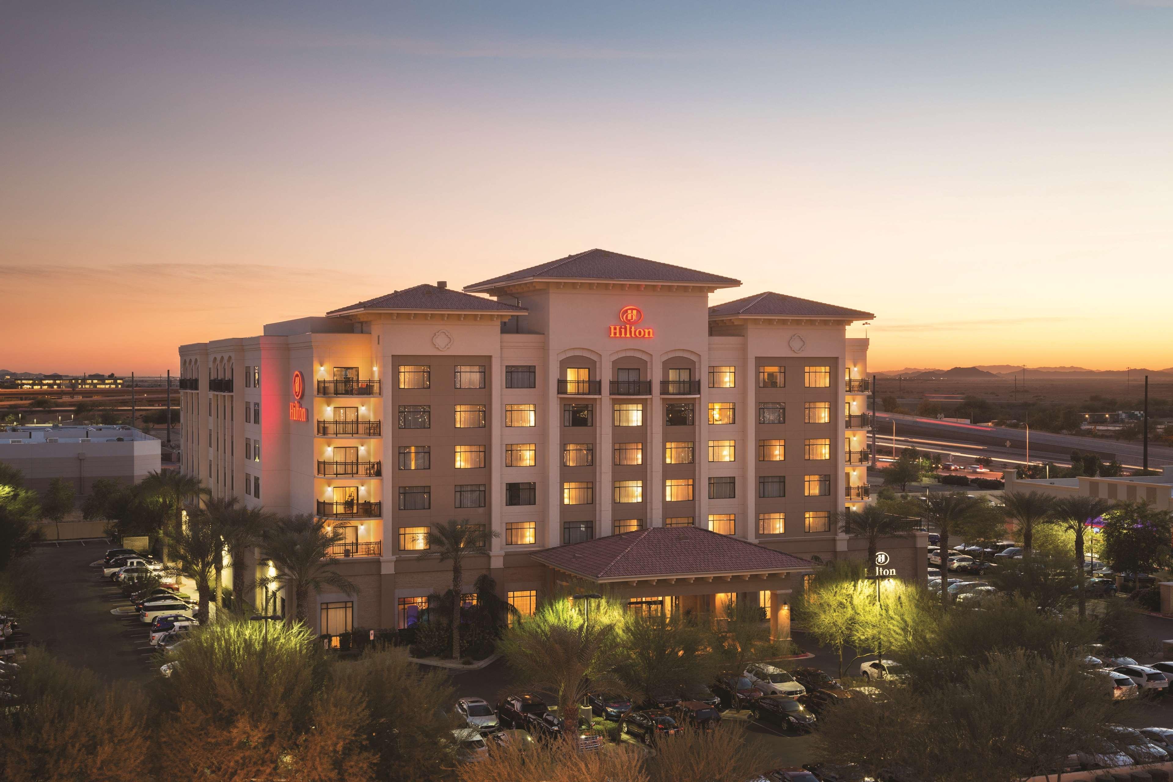 Vista Exterior Hilton Phoenix Chandler