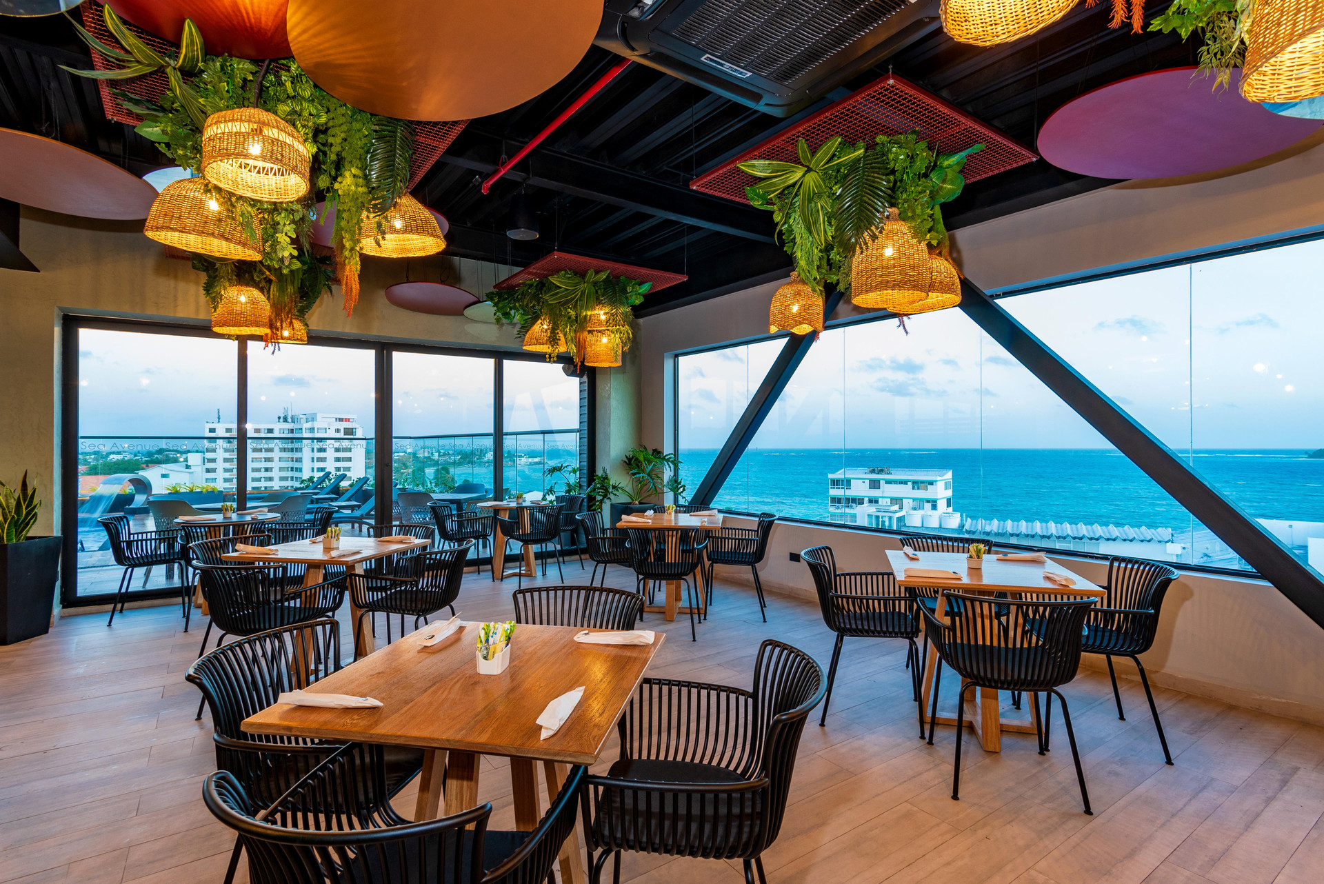 Restaurant Sea Avenue Hotel