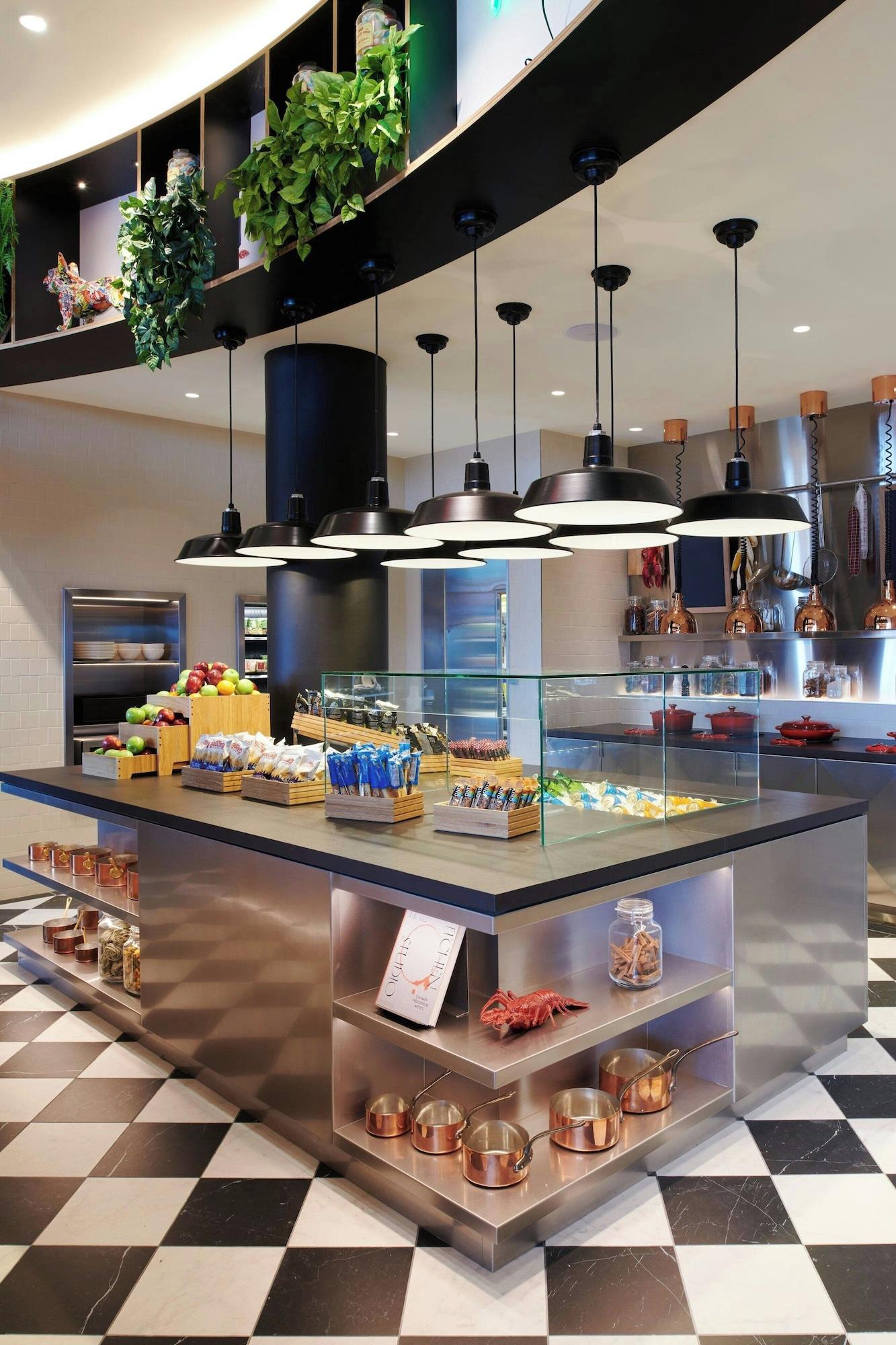 Restaurant citizenM Miami Worldcenter