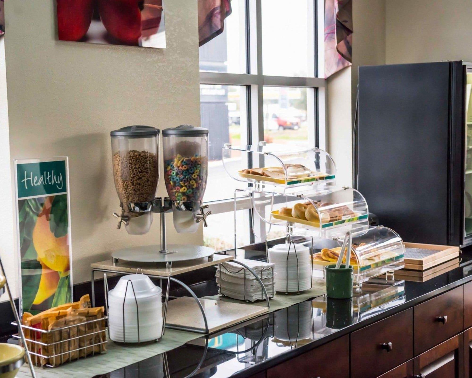 Restaurant Quality Inn Chipley I-10 at Exit 120