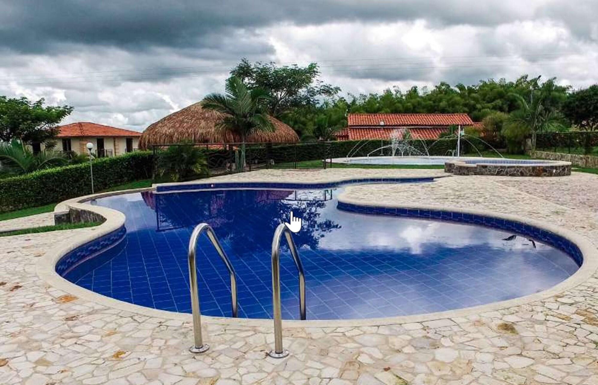 Vista Piscina La Victoria Hotel Campestre