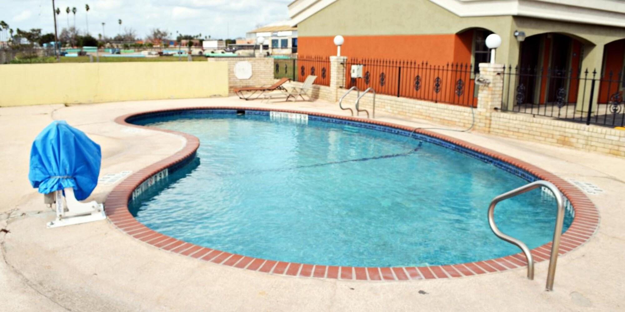 Vista Piscina Aloha Inn
