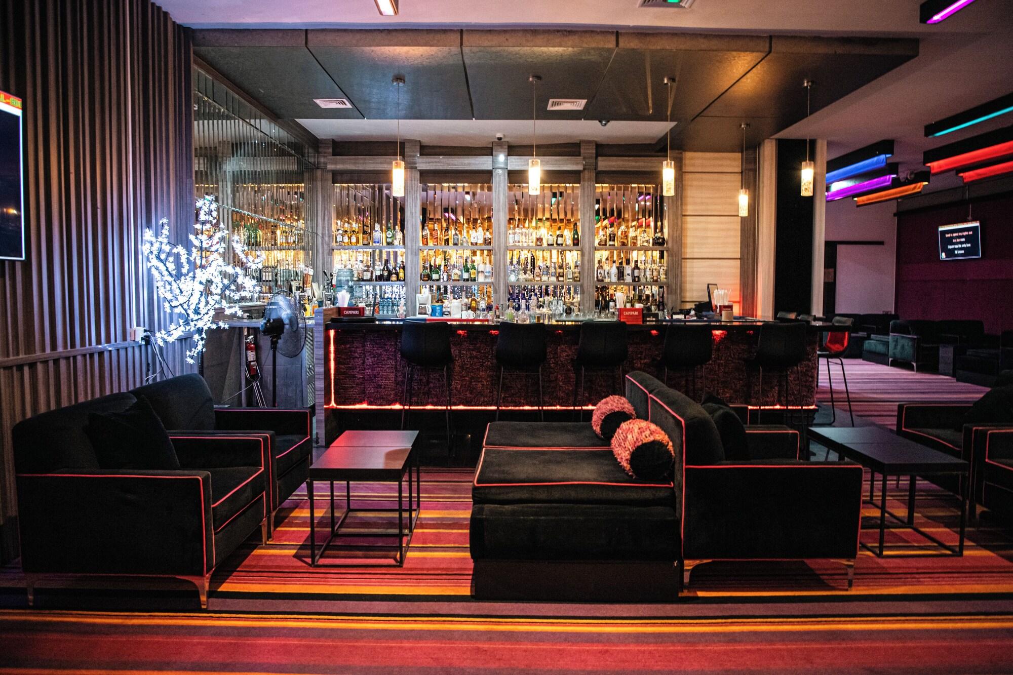 Bar/Salón Pickwick Park View Hotel