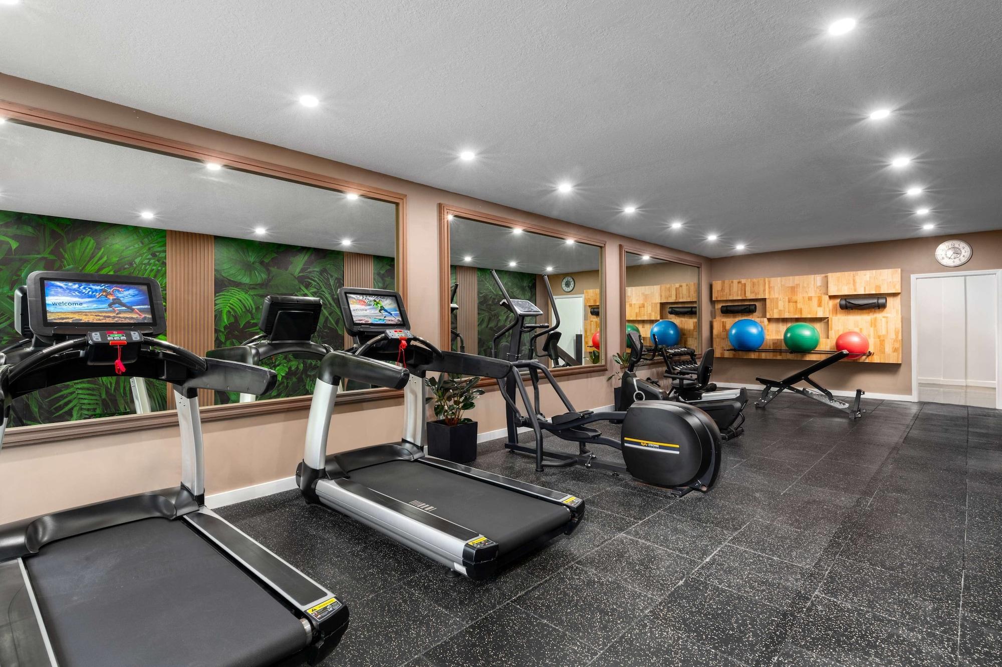 Gimnasio Dolce by Wyndham Hollywood