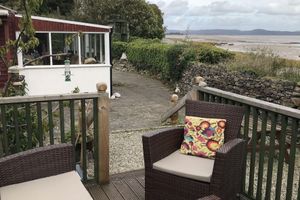 Alquiler Vacacional - Beachside Cottage Idyllic Situation, Stunning Views Over Morecambe Bay & Lakes.