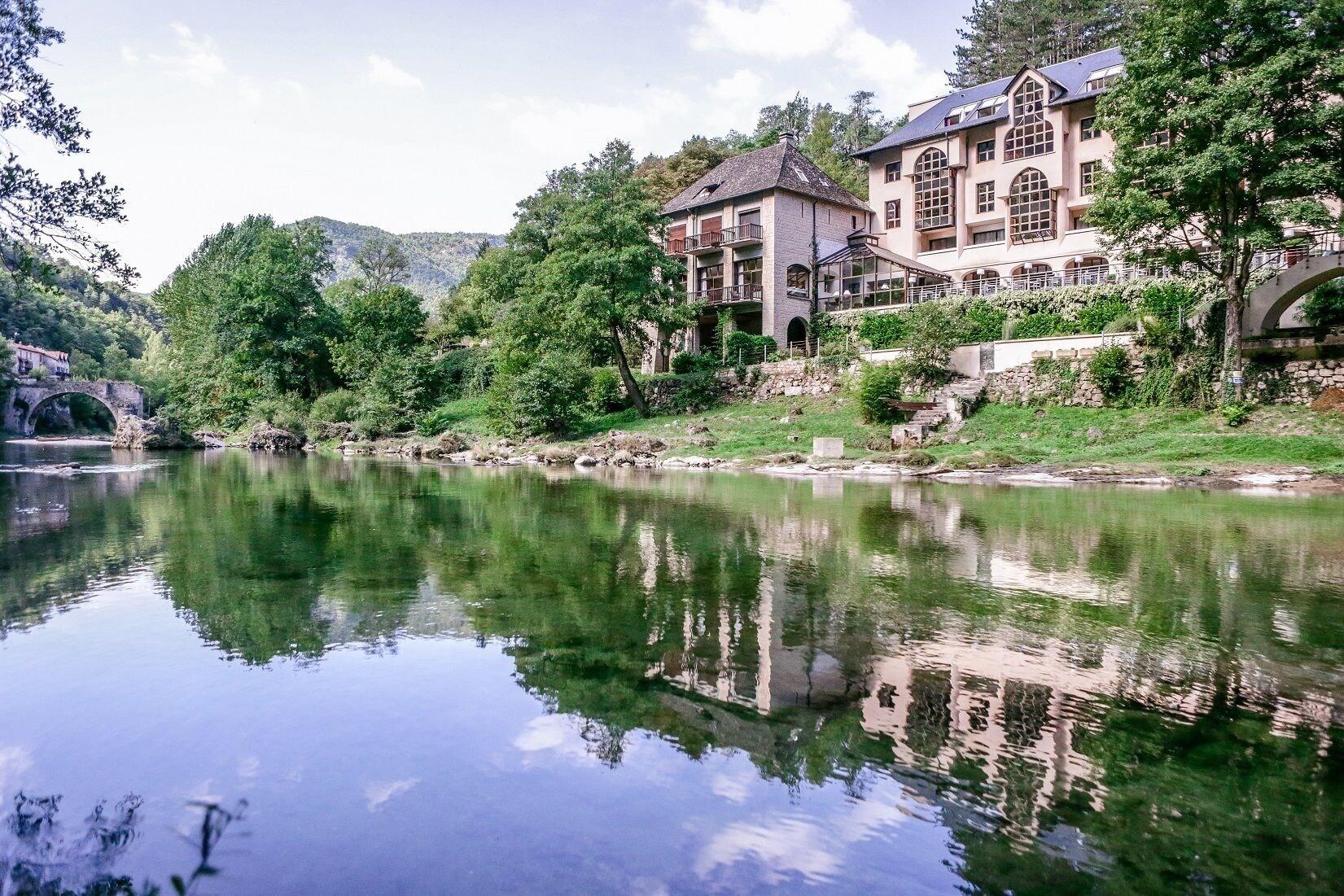 Varios Hôtel de la Muse et du Rozier