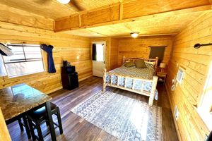 Alojamiento - Triple G’s Resort - Cabin 10