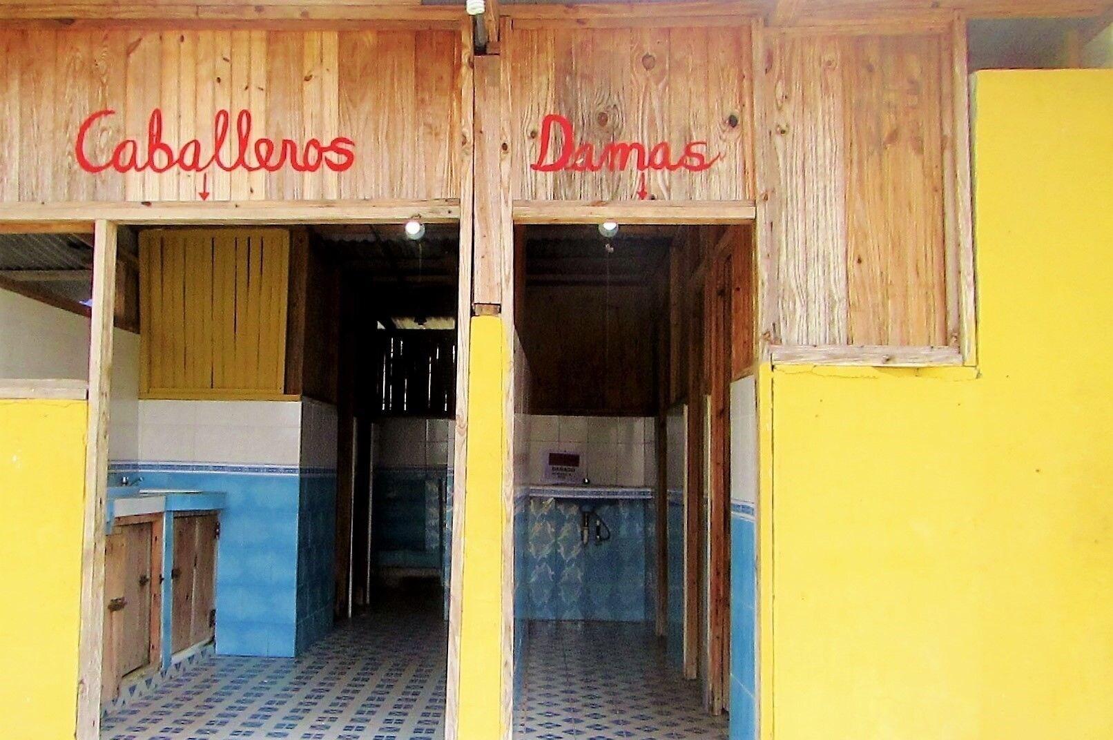 Equipamiento de Habitación Cabins in Aguja Island