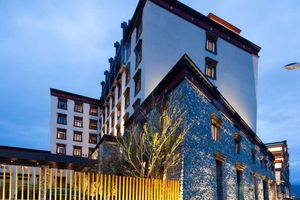 Alojamiento - Hilton Garden Inn Shangri-La