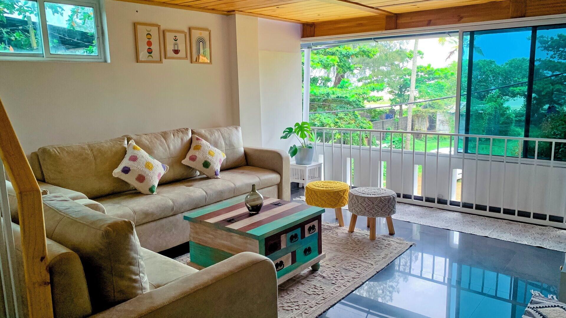 Varios Pine Beach House