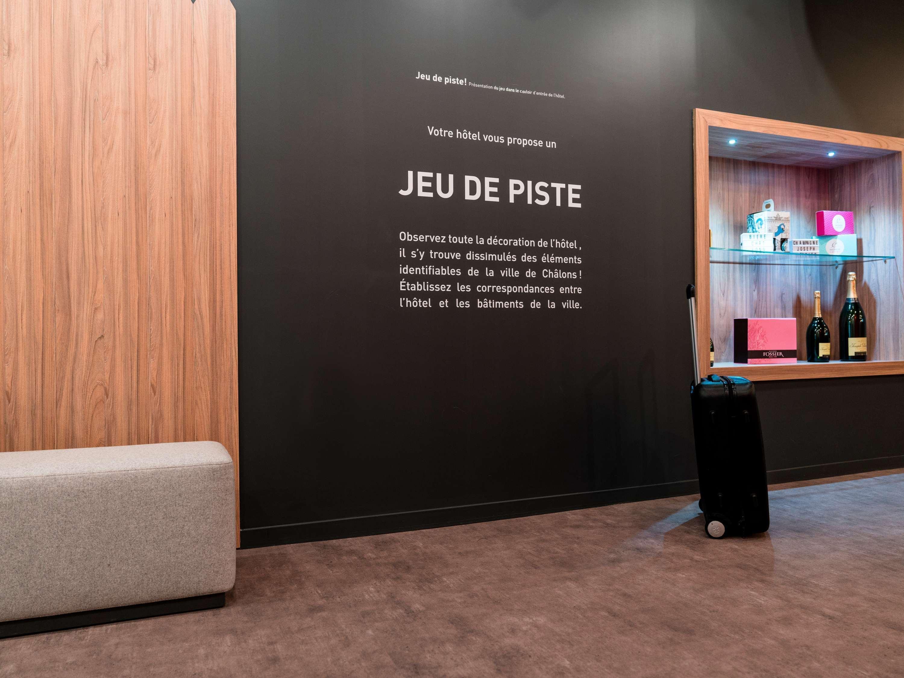 Bar/Salón ibis styles Chalons en Champagne Centre