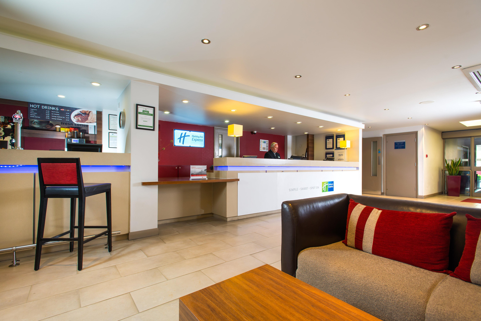 Vista Exterior Holiday Inn Express Exeter East by IHG