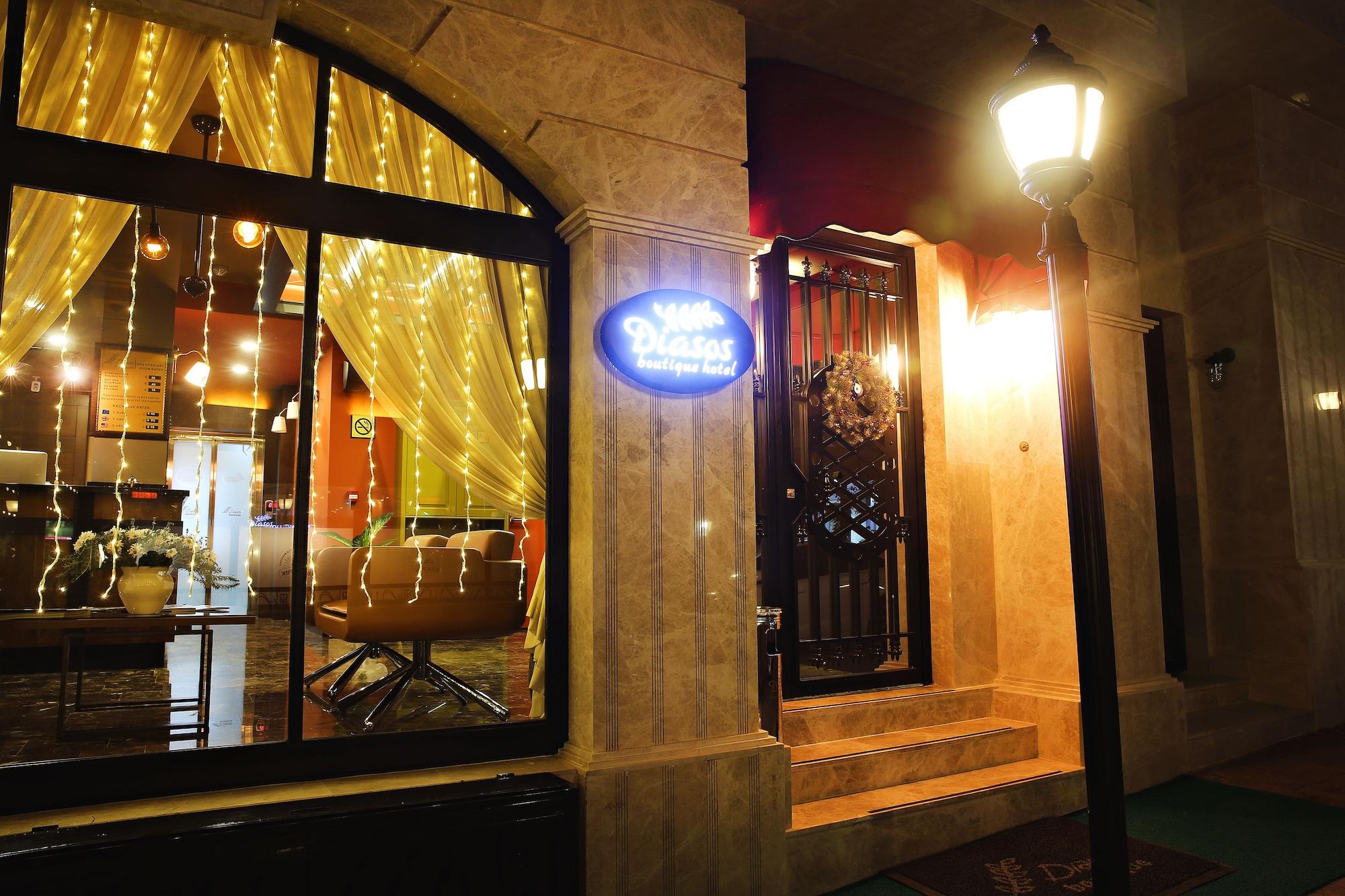 Vista Exterior Diasos Otel Buca