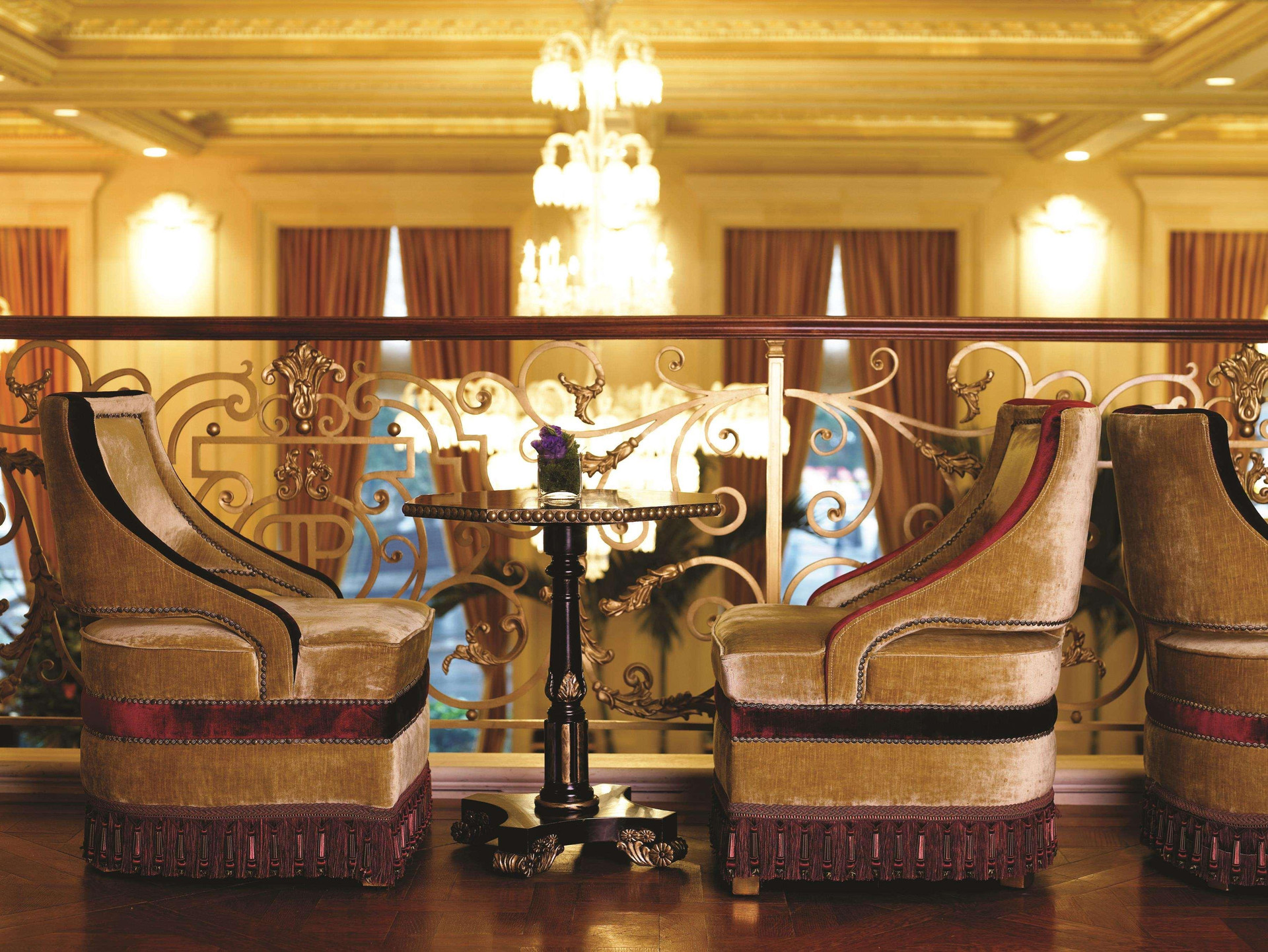 Bar/Salón The Plaza - A Fairmont Managed Hotel