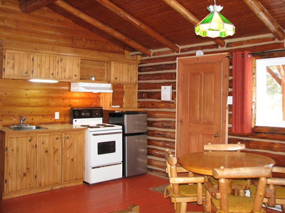 Equipamiento de Habitación Kan-à-Mouche Pourvoirie Auberge et Chalets