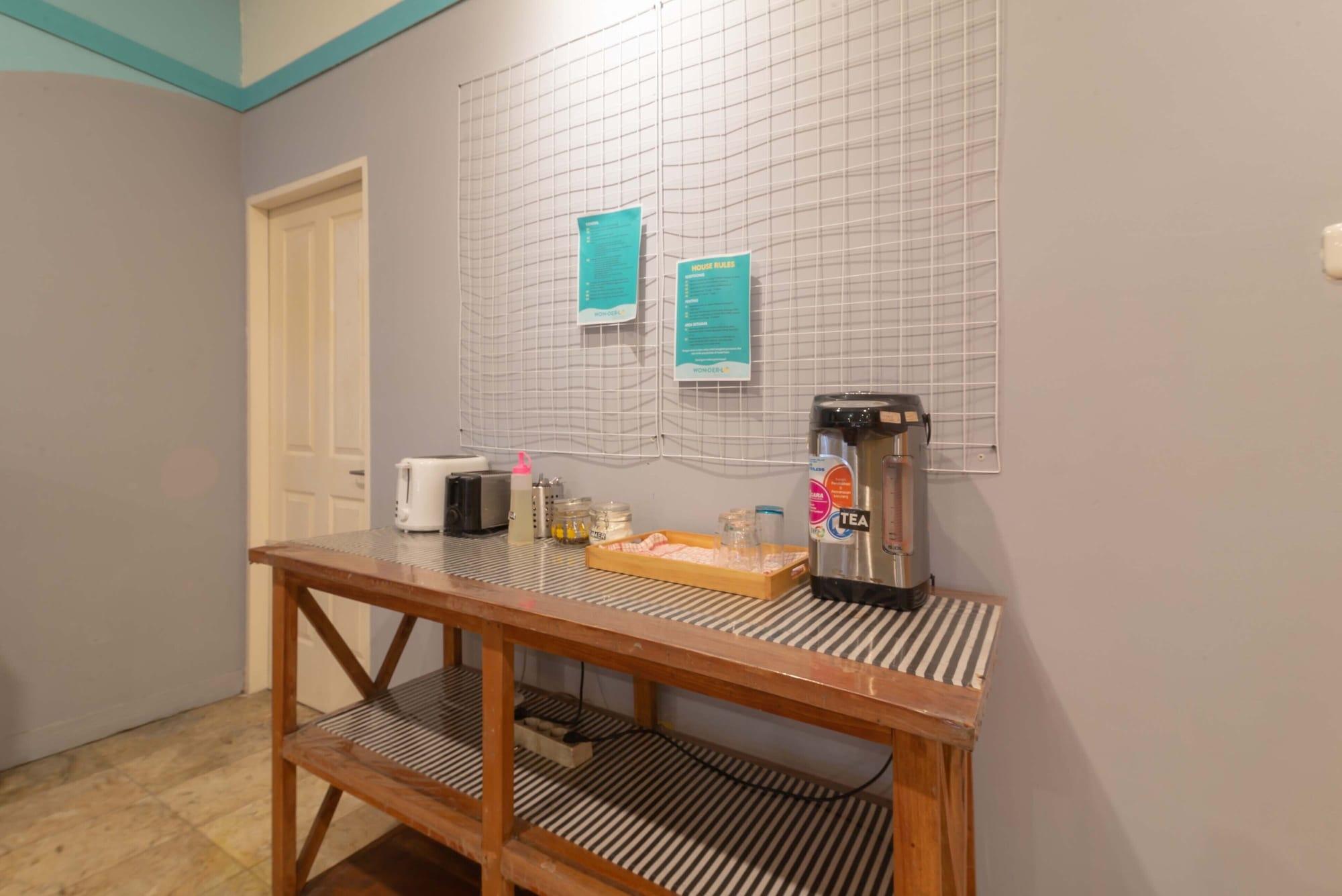 Set de Habitación Wonderloft Hostel Kota Tua