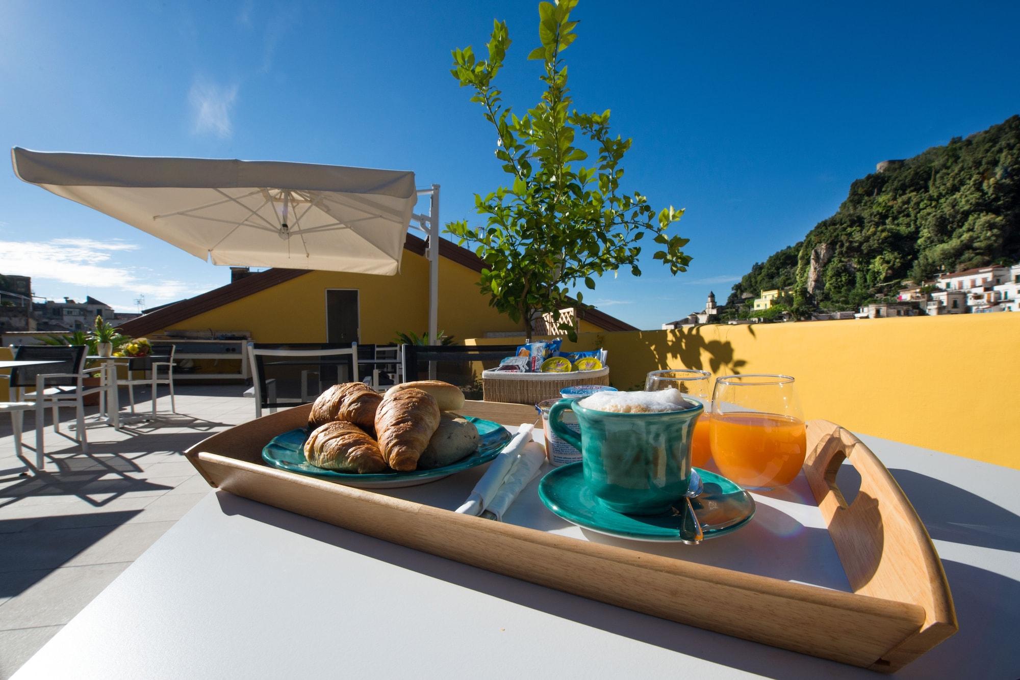 Bar/Salón Amalfi Luxury House