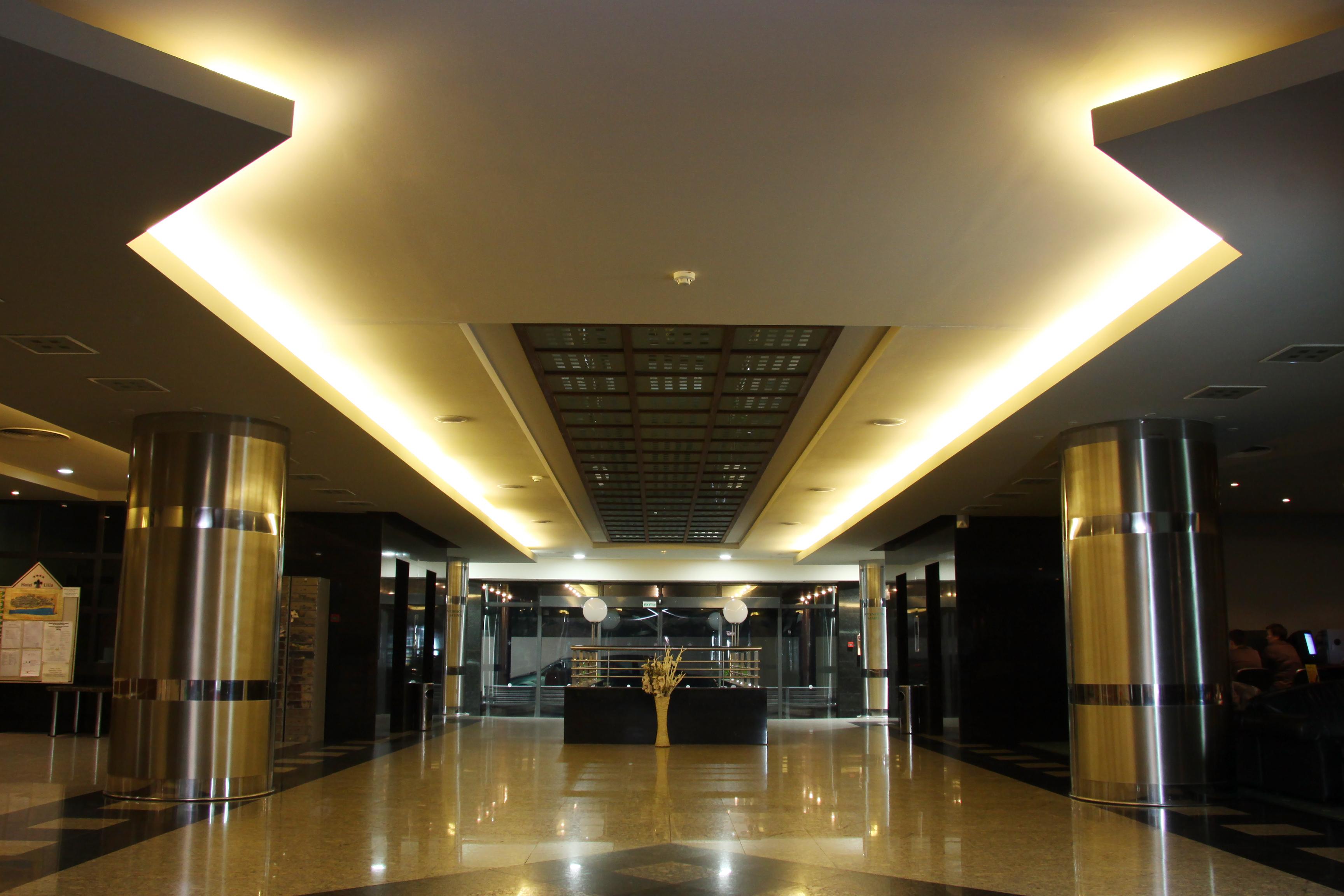 Vista Lobby Hotel Lilia