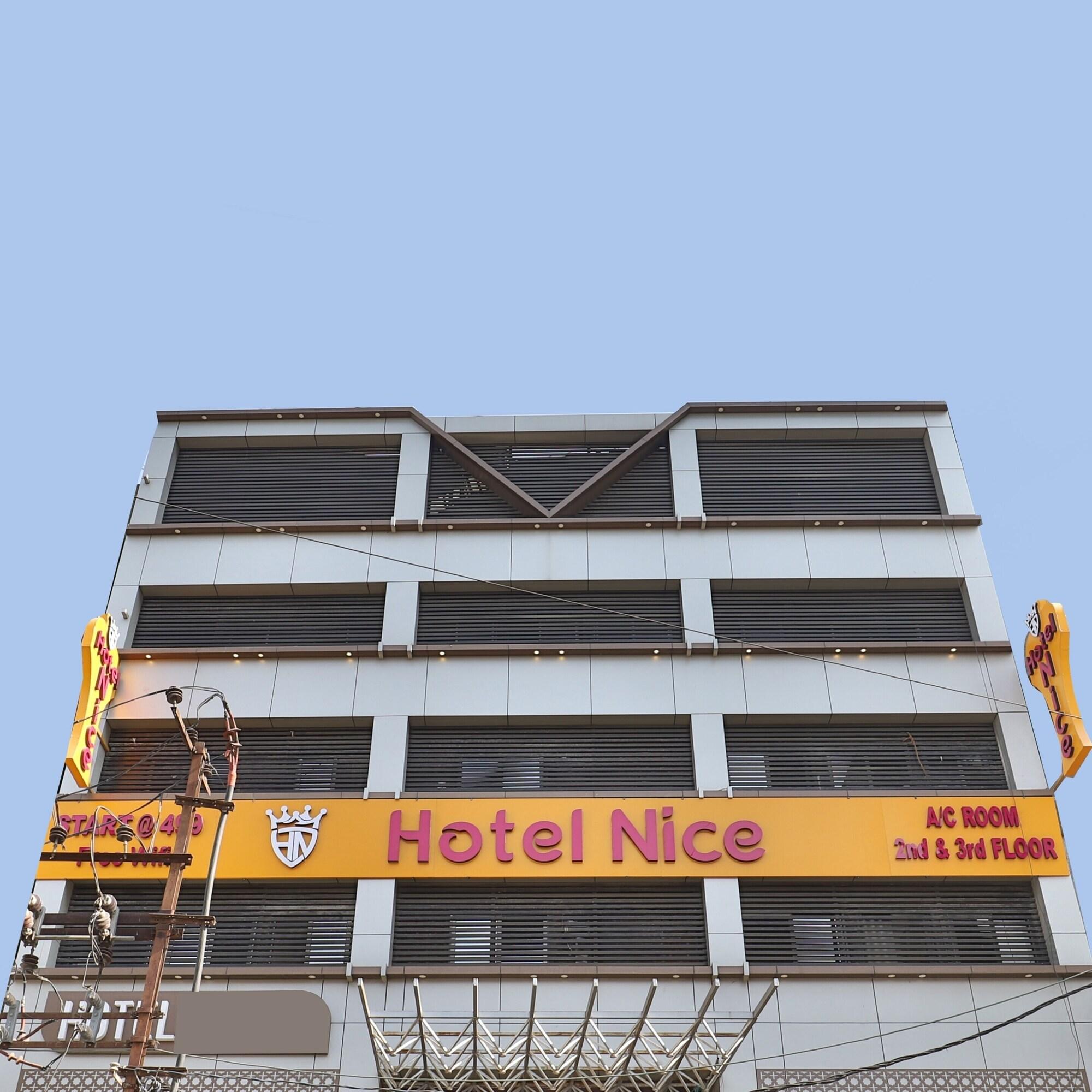 Vista Exterior Hotel Nice