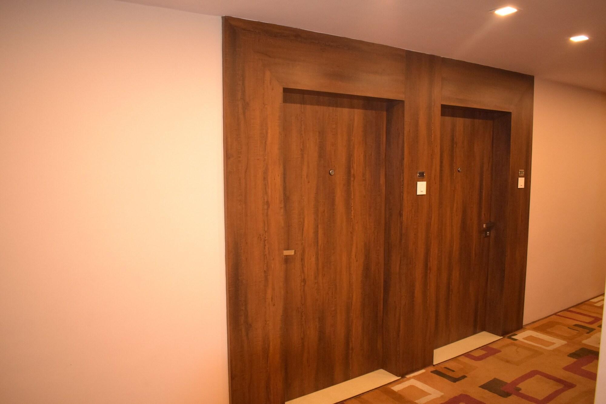 Vista Lobby Hari Vilaas