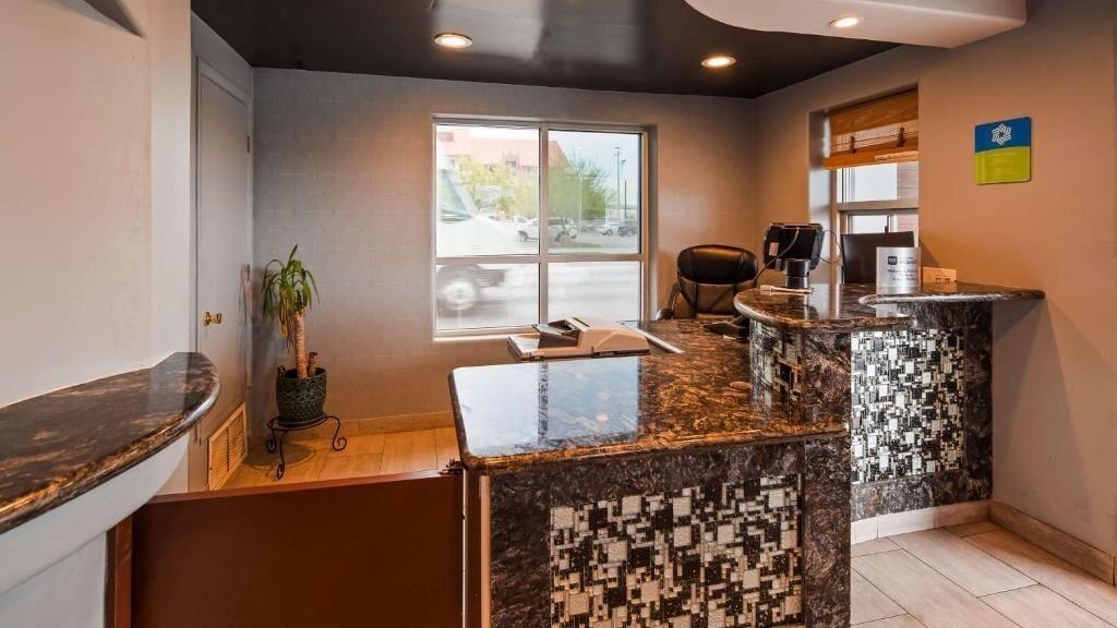 Vista Lobby Downtown Phoenix Hotel