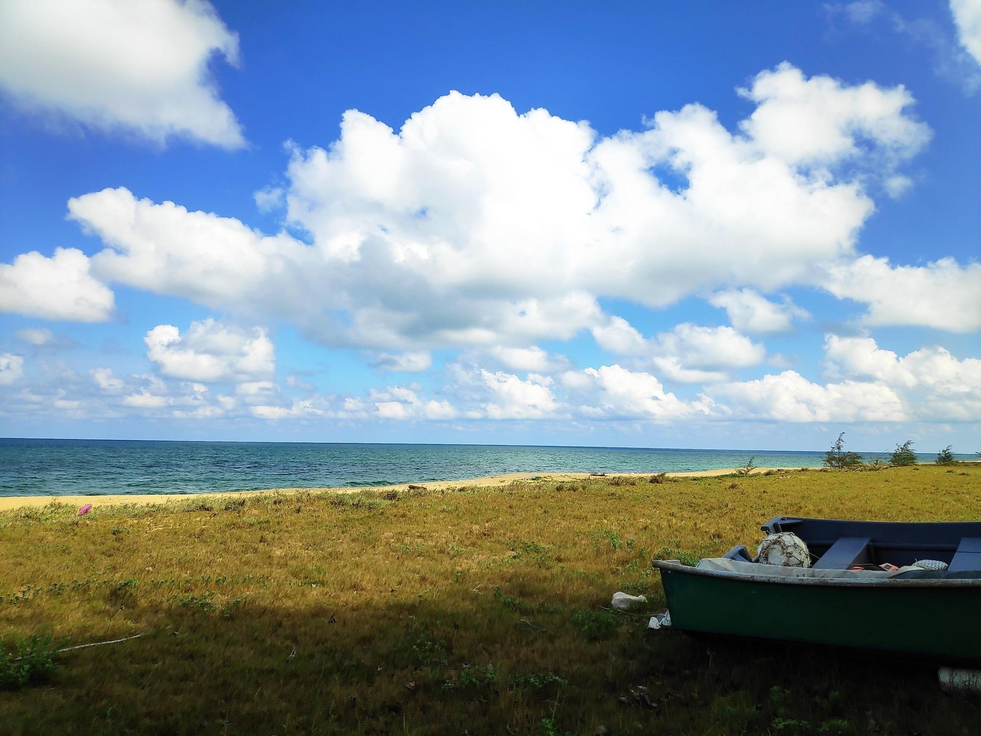 Playa Semarak Beach Inn