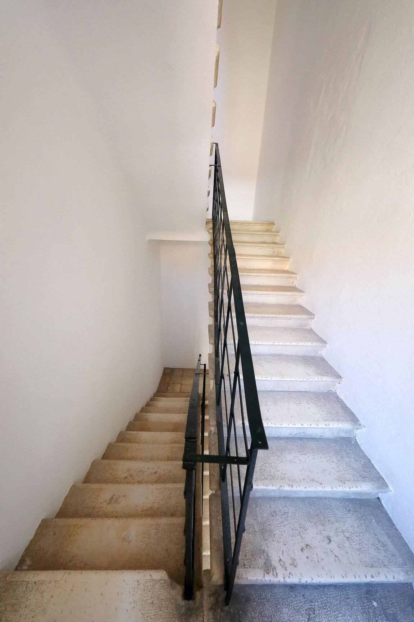 Varios Pyrotima Apartments