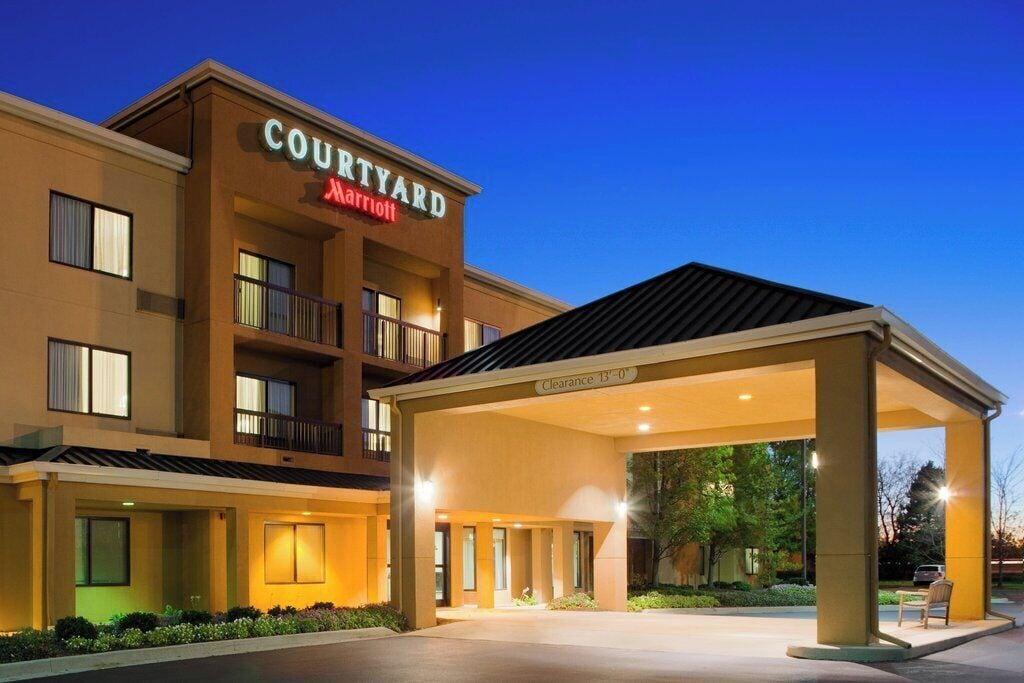Vista Exterior Courtyard by Marriott Toledo Rossford/Perrysburg