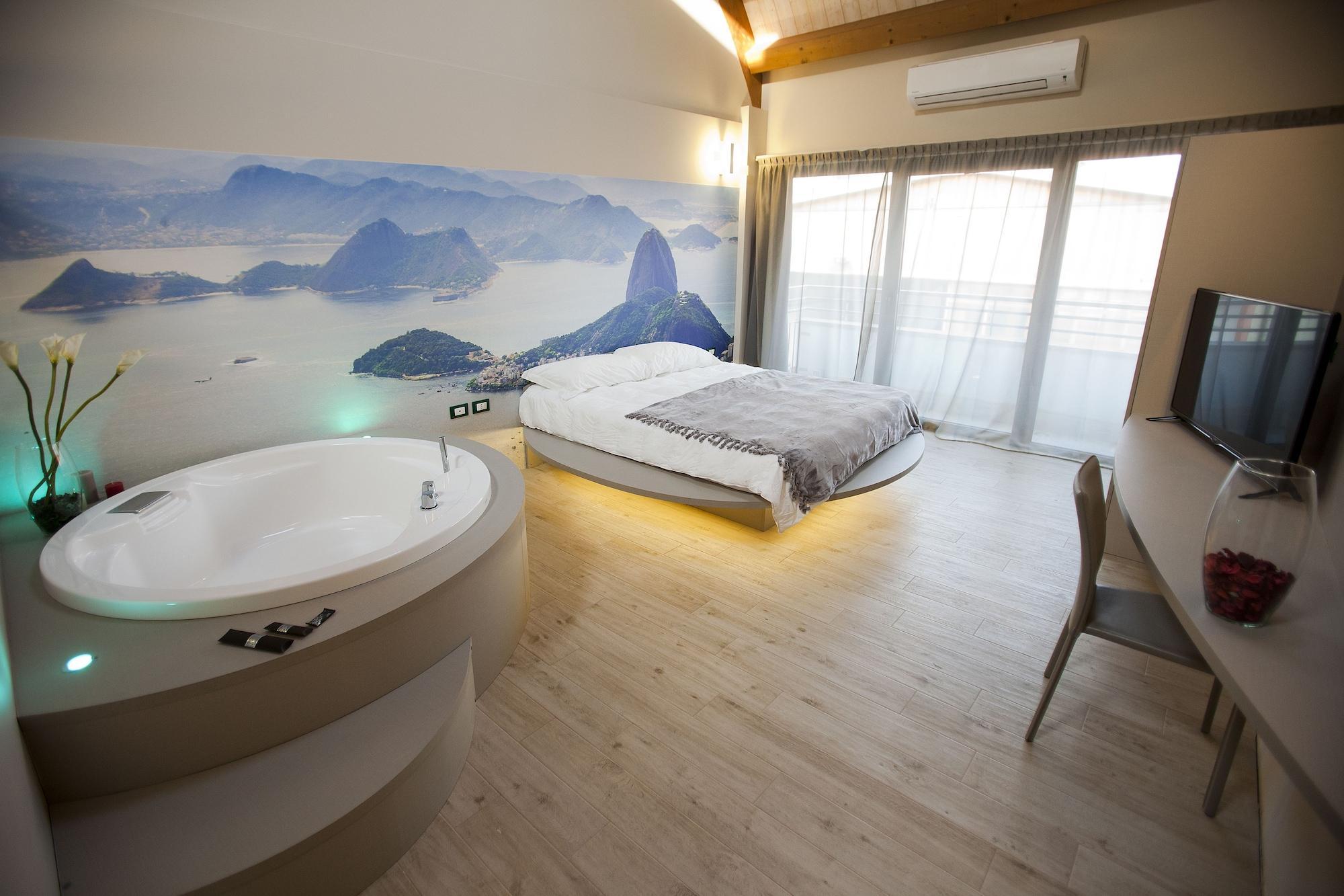 Varios Seven Rooms Milano