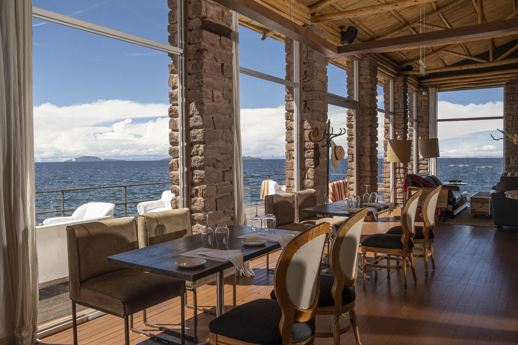 Restaurant Titilaka by Andean