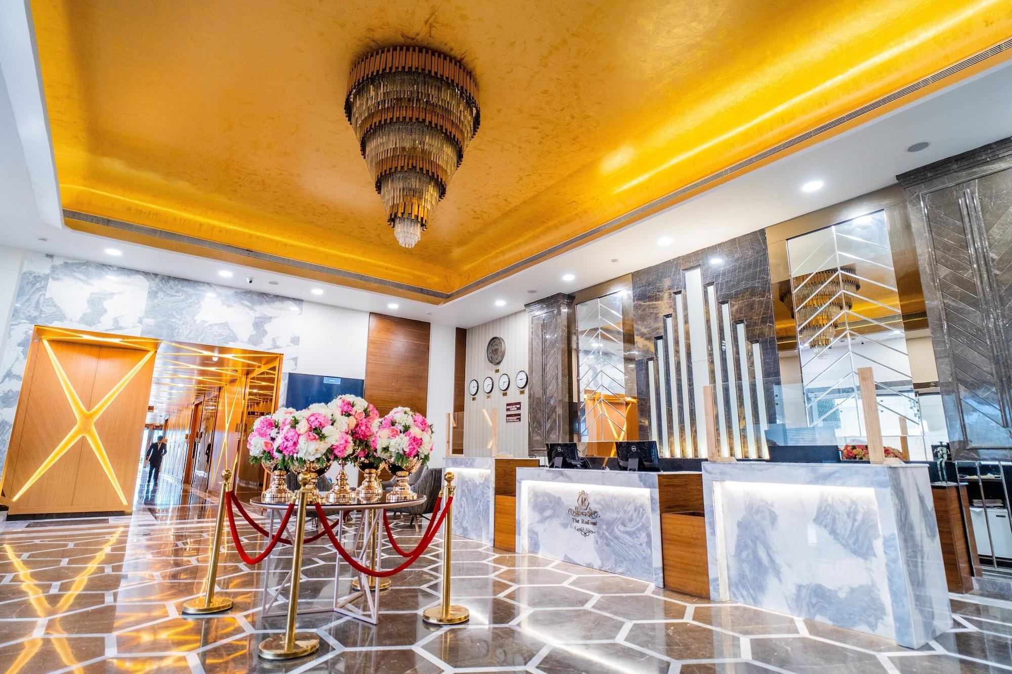 Vista Lobby The Radiant Resort