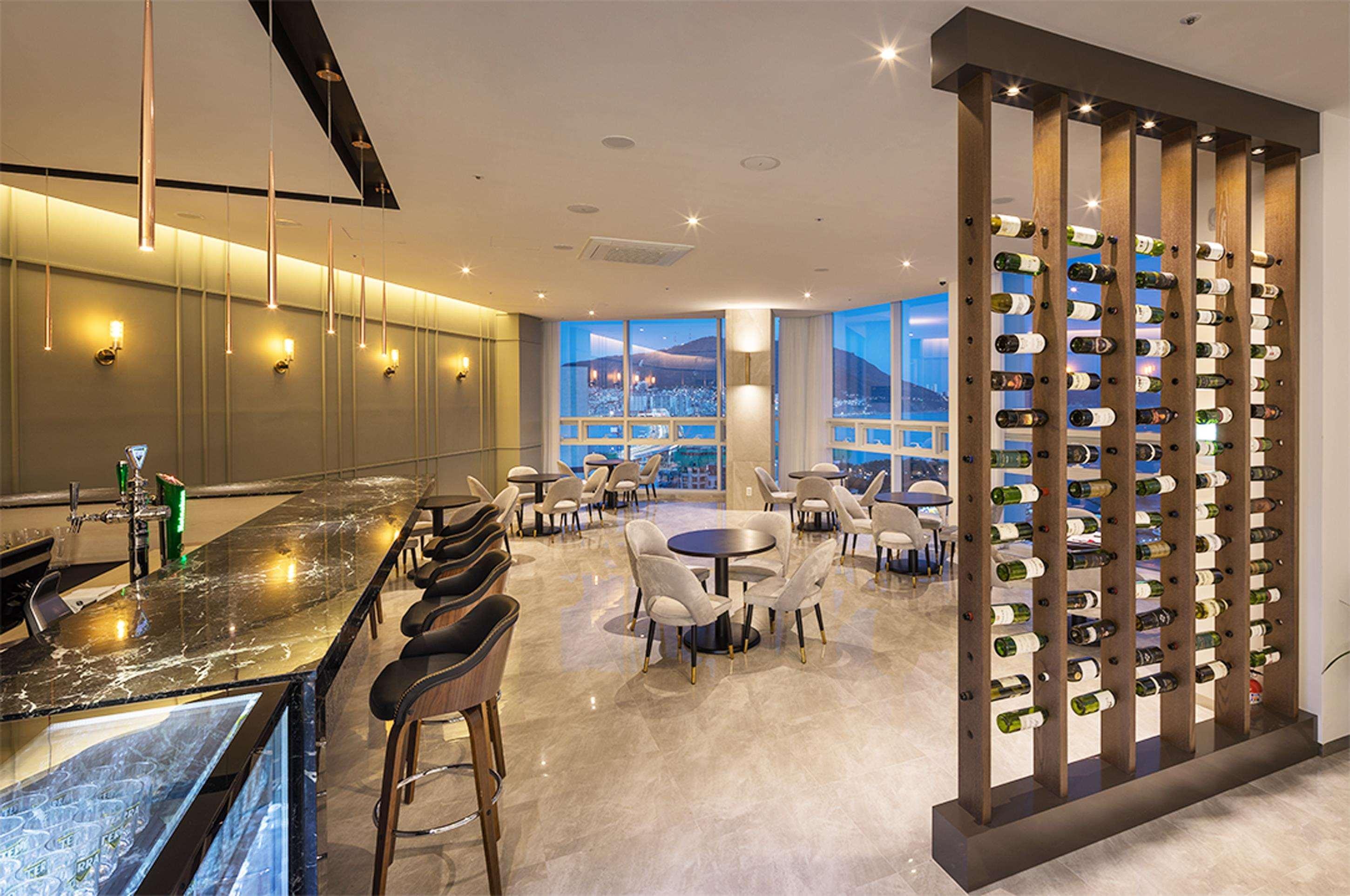 Bar/Salón Grab the Ocean SONGDO
