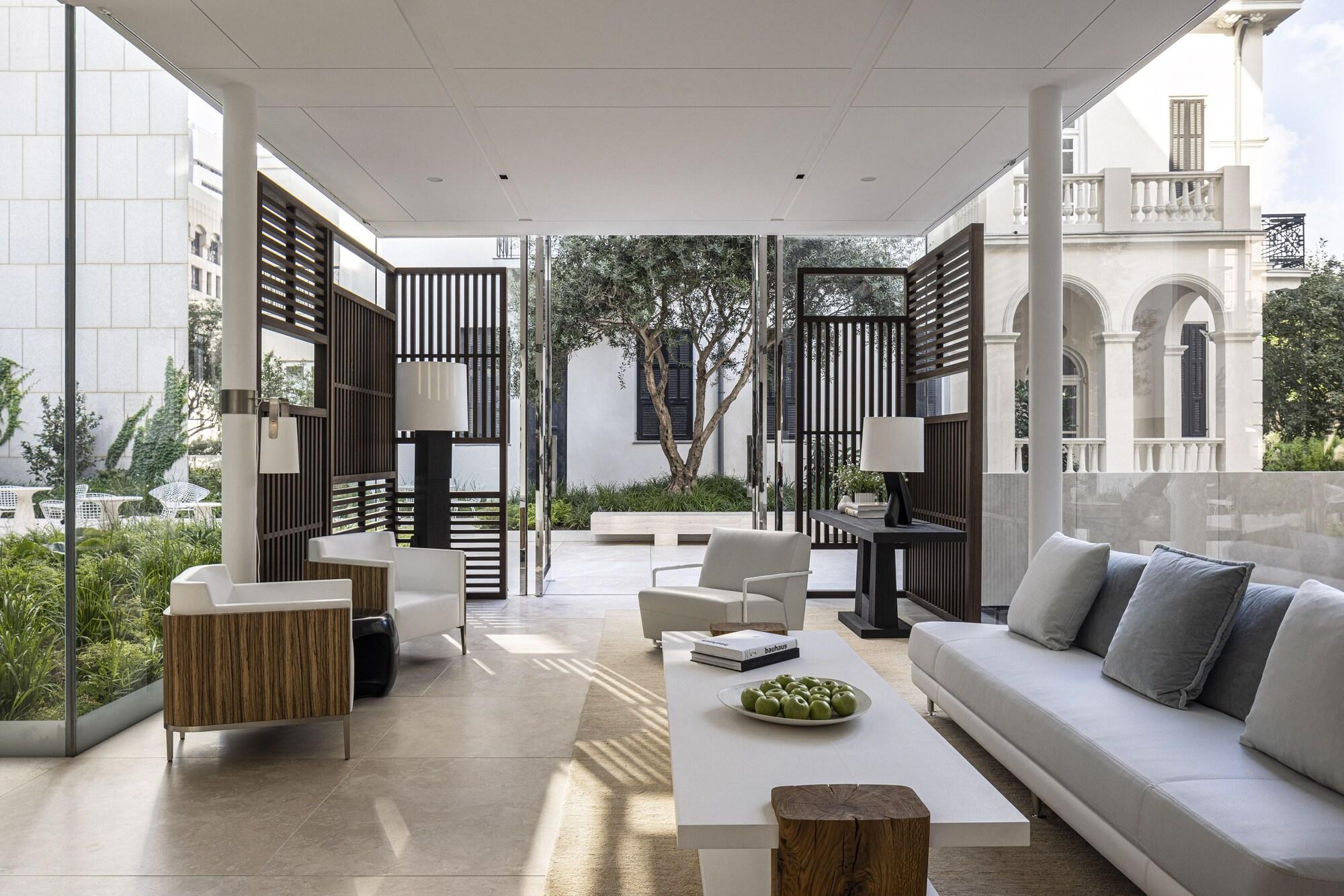 Vista Lobby R48 Hotel and Garden