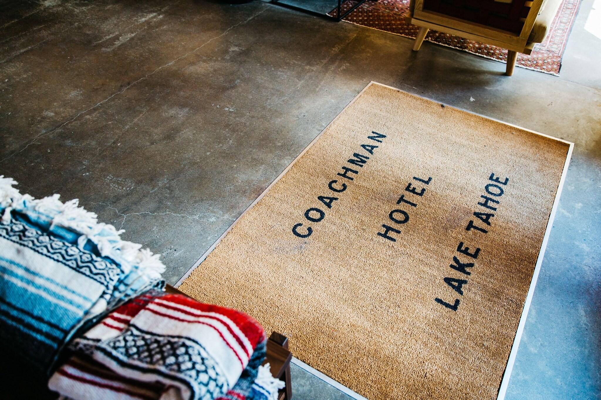 Vista Lobby The Coachman Hotel