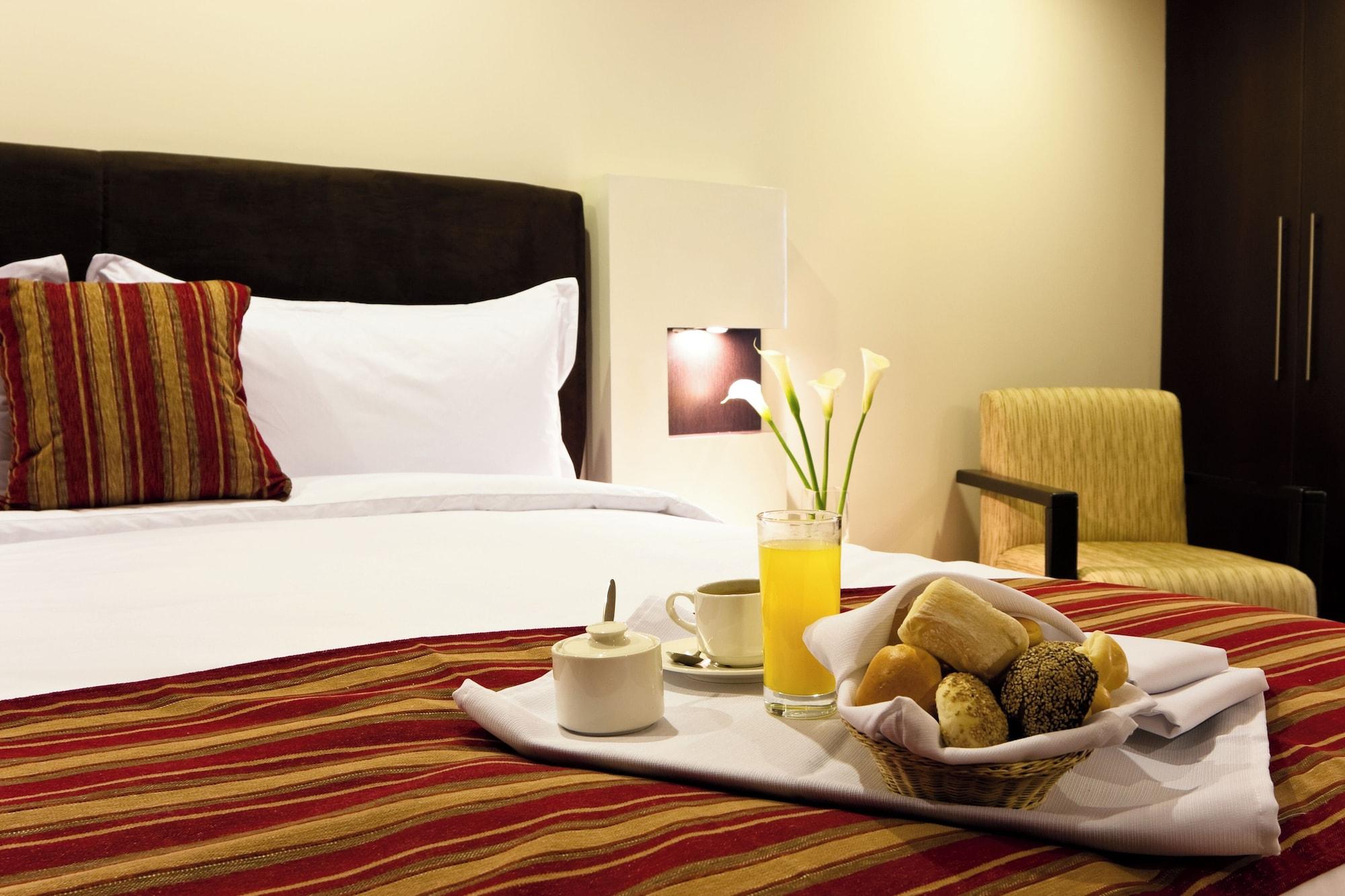 Set de Habitación Allpa Hotel & Suites