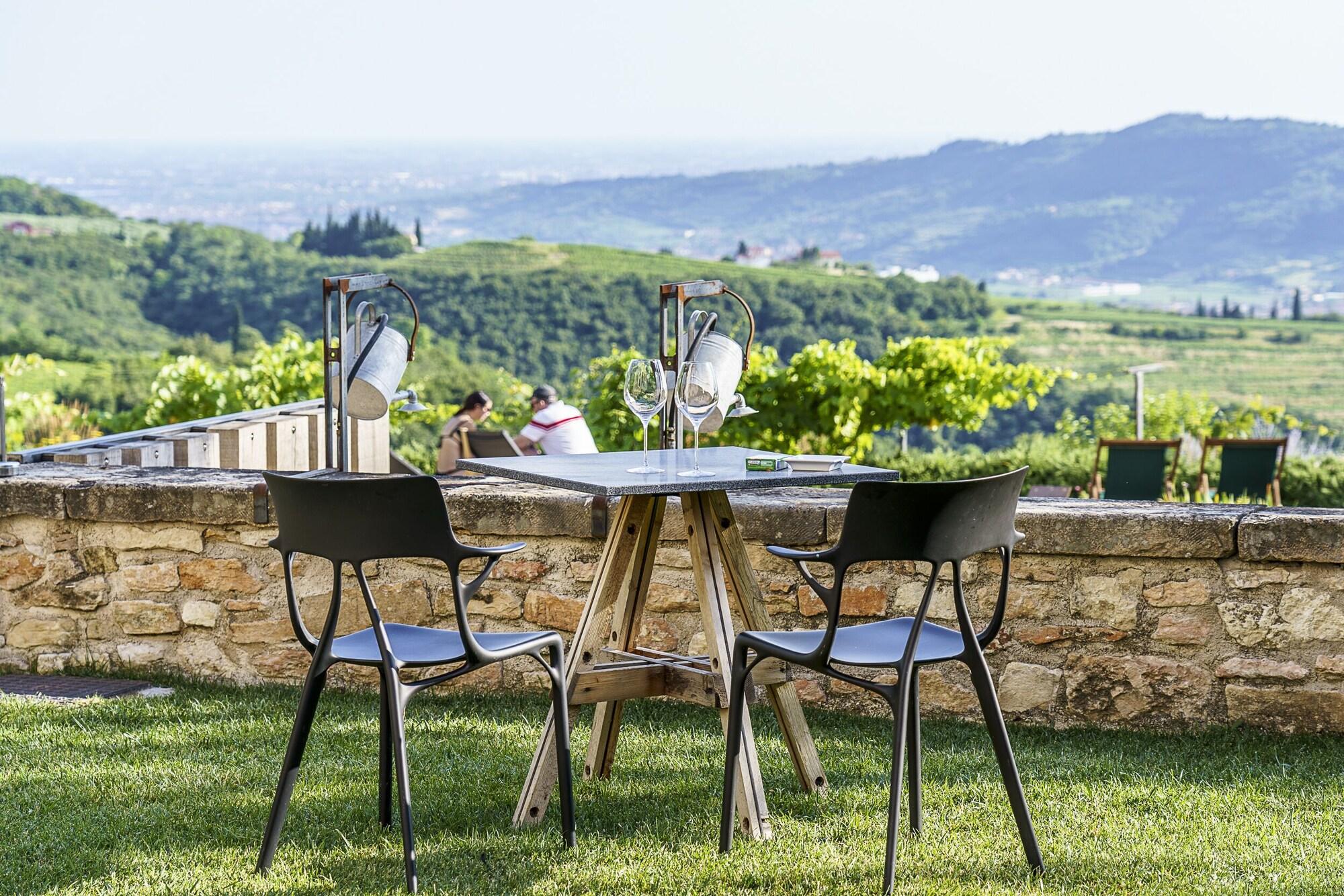 Vista Exterior Villa Balis Crema