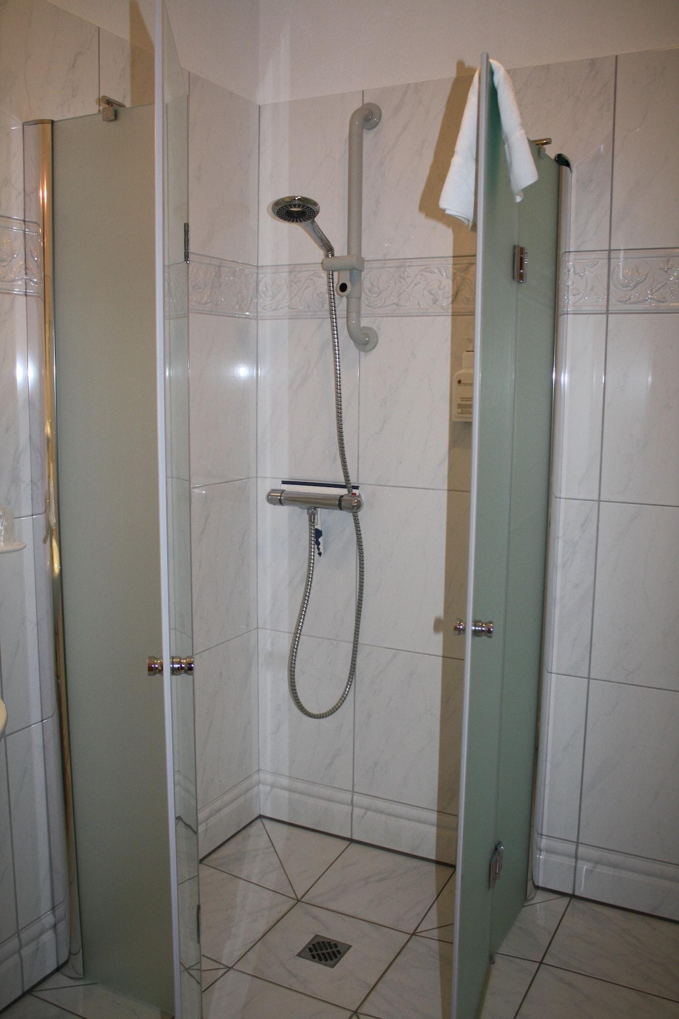 Equipamiento de Habitación Pension Treenehof