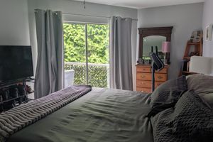 Alquiler Vacacional - Adult-oriented (55+) 2-bedroom 30 minutes from Skytrain to Vancouver
