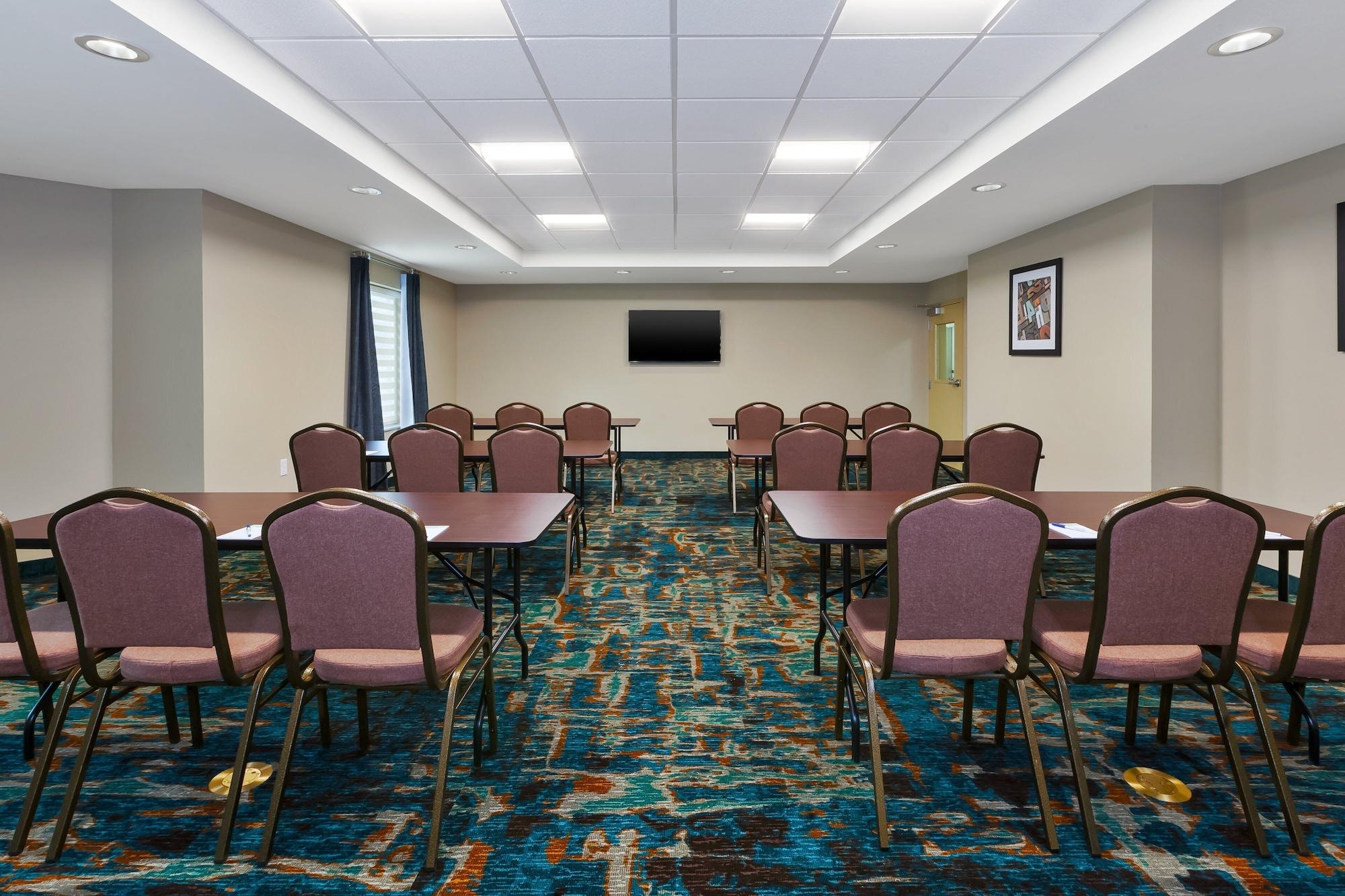 Sala de Reuniones Candlewood Suites Louisville - NE Downtown Area by IHG