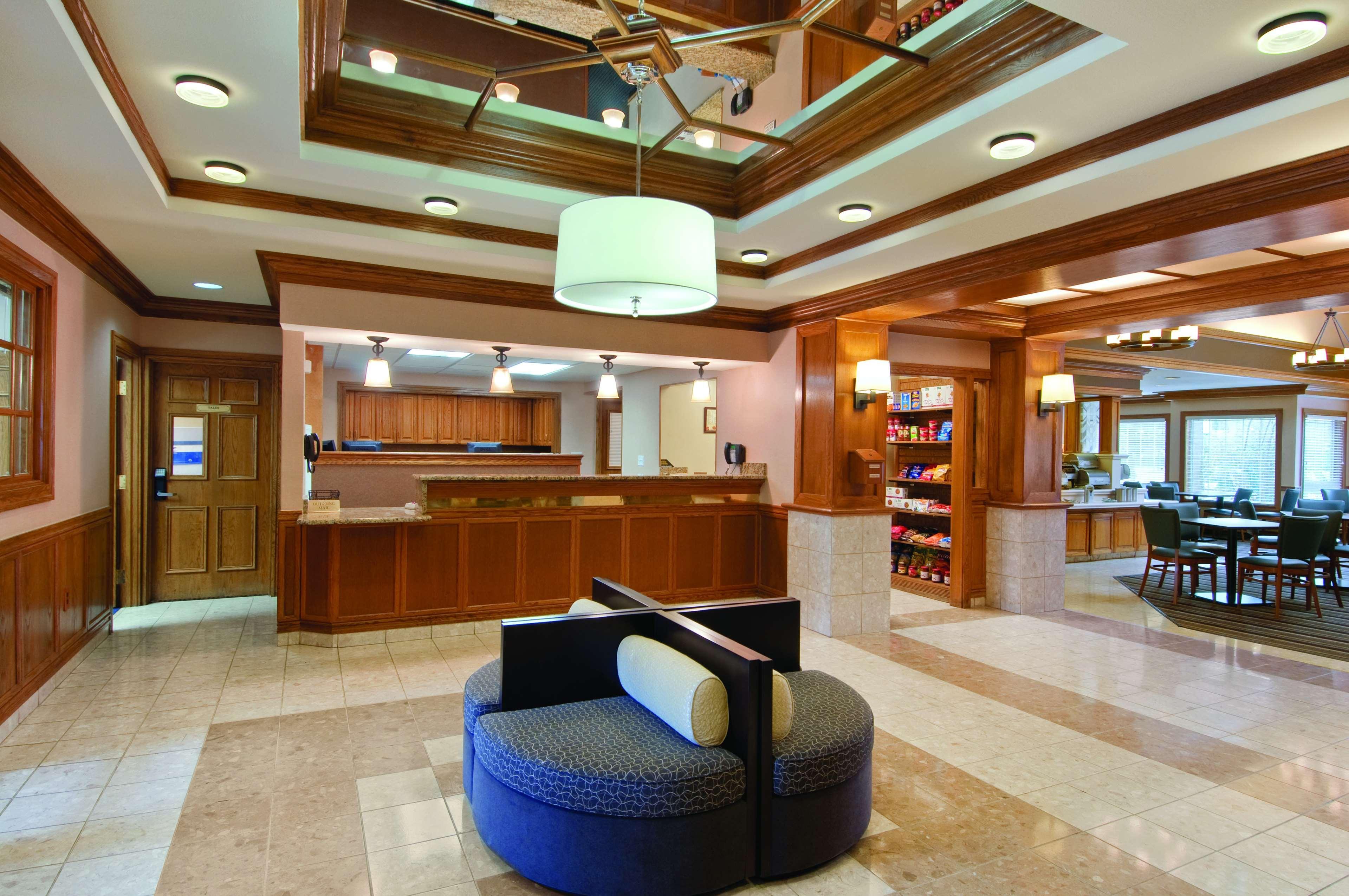 Vista Lobby HYATT house Dallas/Addison