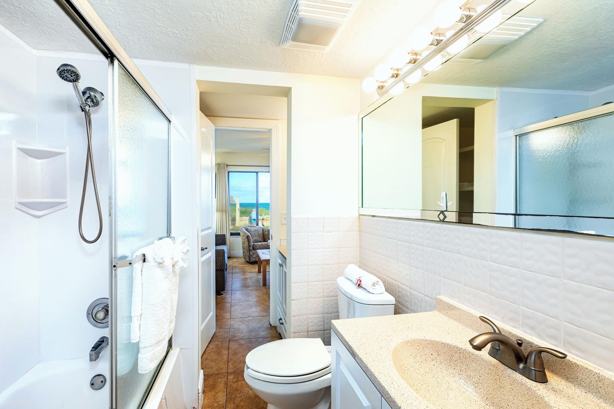 Equipamiento de Habitación Emerald Seas Deerfield Beach Club