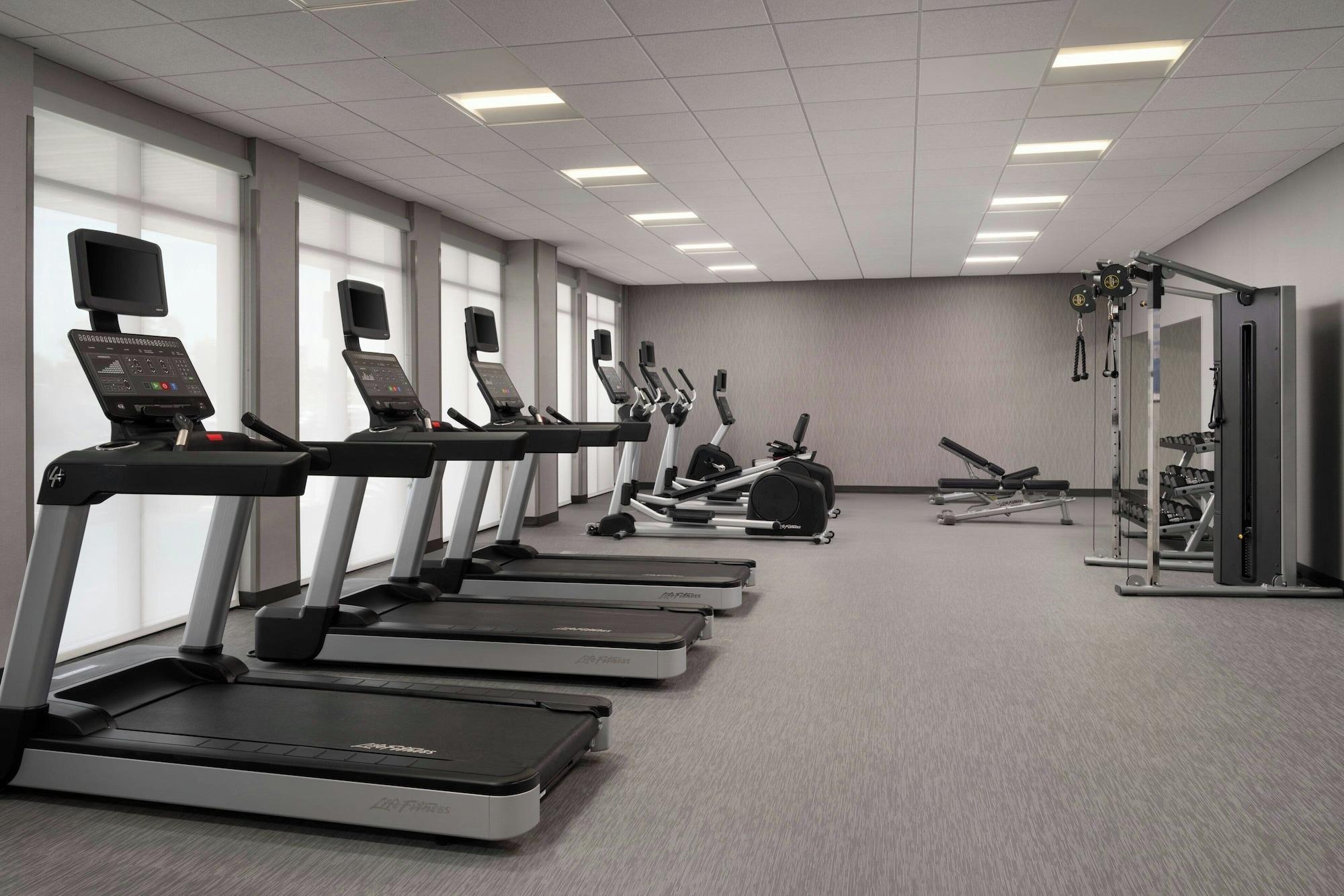 Gimnasio Courtyard By Marriott Lake City