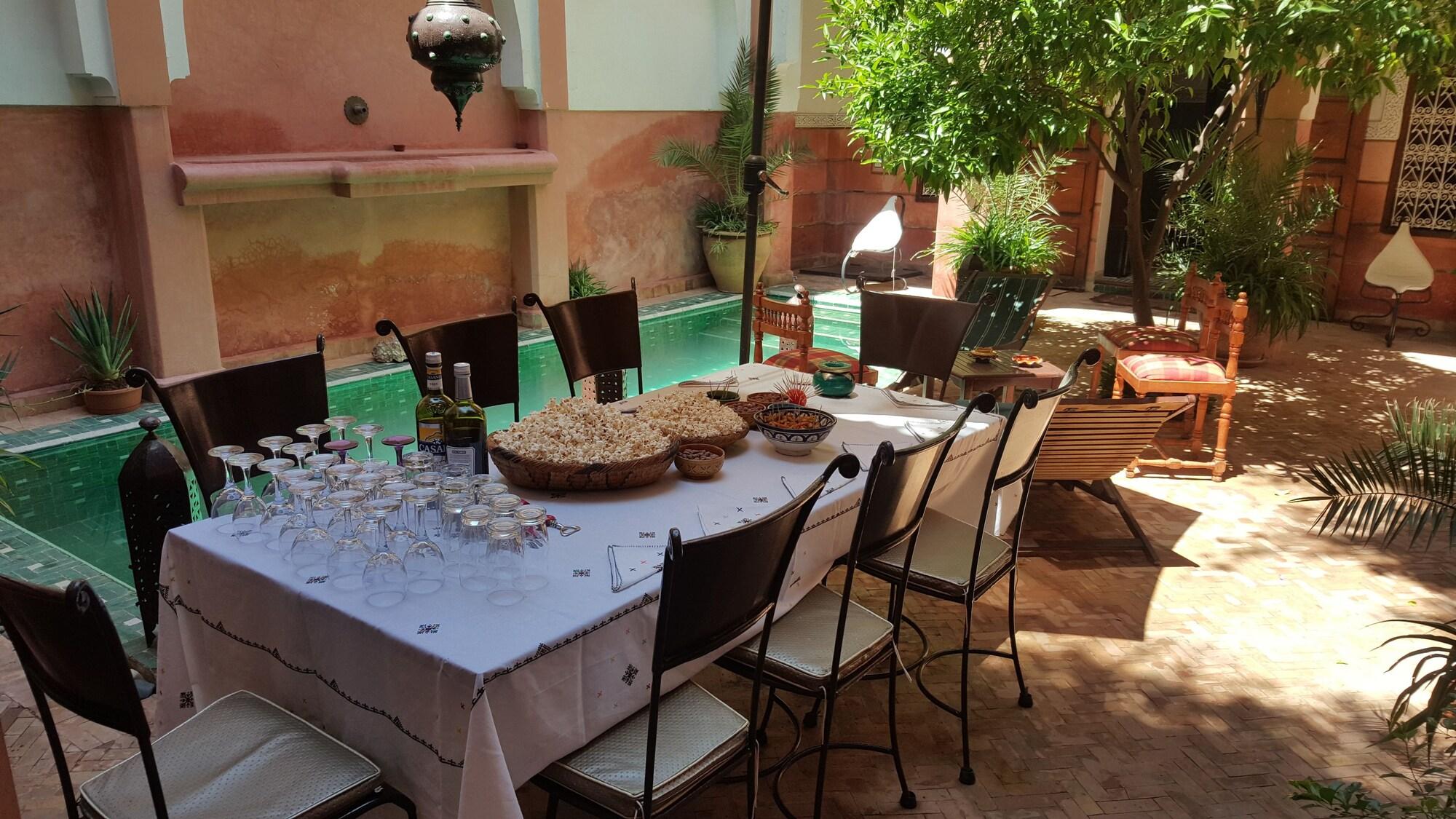 Varios Riad Zagouda