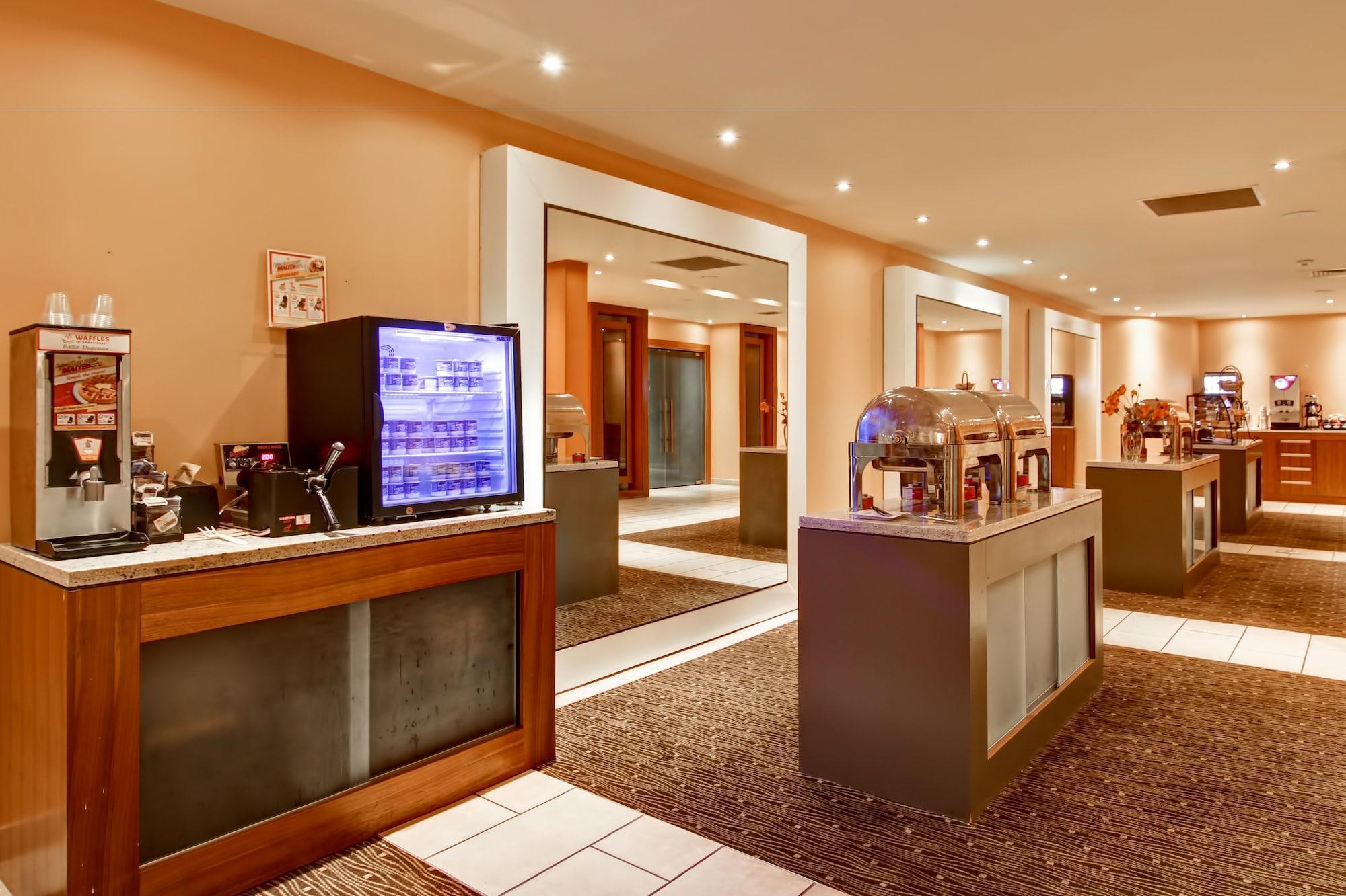 Restaurant Inn of Waterloo and Conference Centre