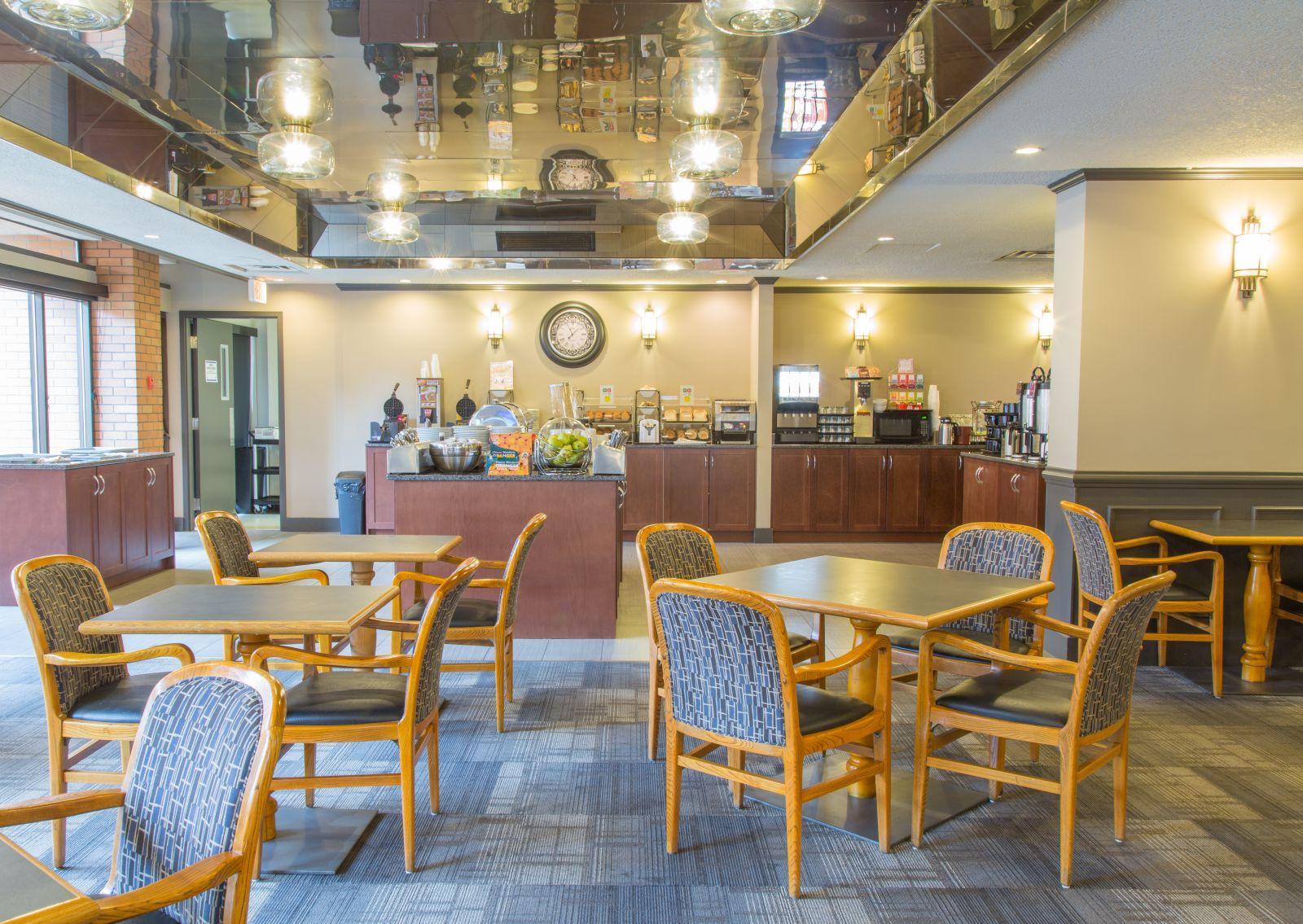 Restaurant Embassy Inn Hotel