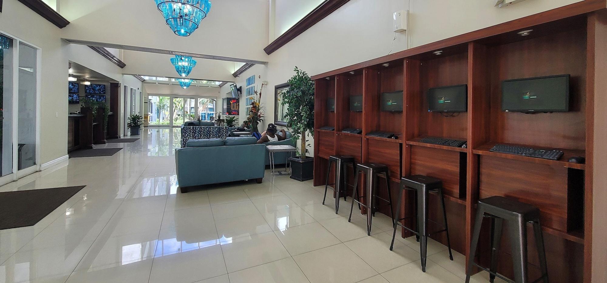 Vista Lobby Fort Lauderdale Grand Hotel