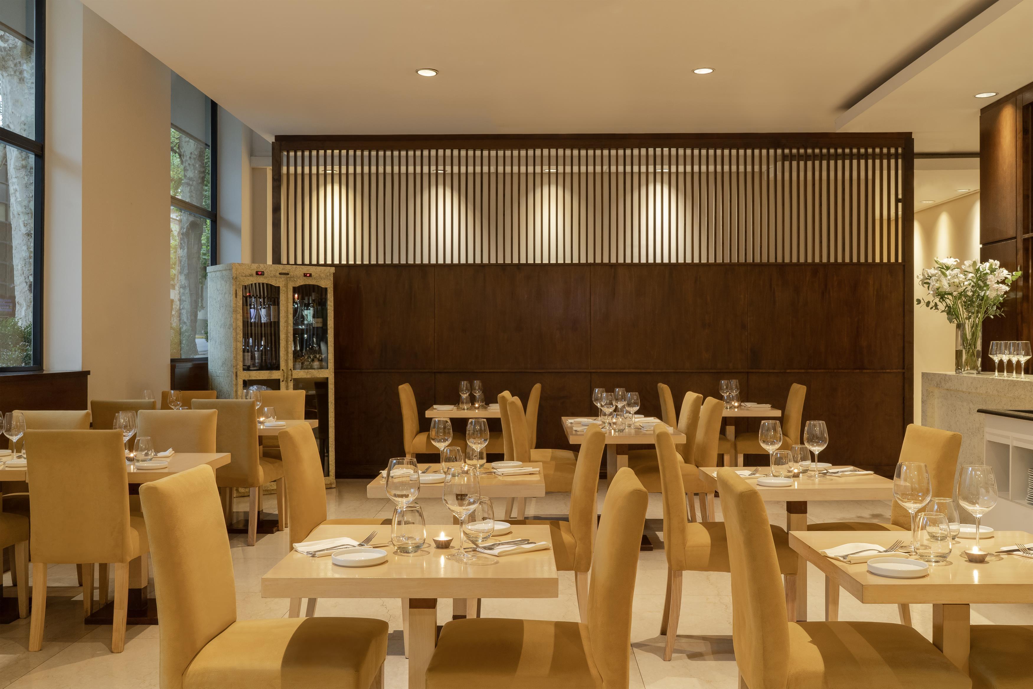 Restaurant NH Mendoza Cordillera