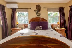 Alquiler Vacacional - New Listing - Beautifully Decorated, One Bedroom Ocean View Condo