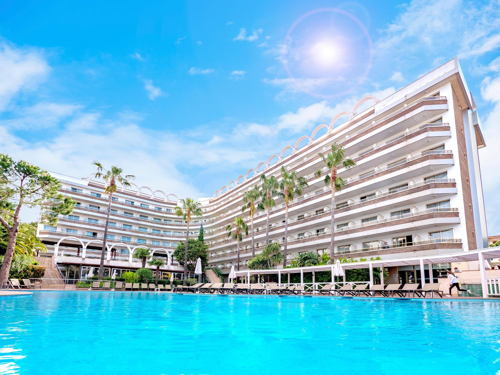 Vista Exterior Golden Port Salou & Spa